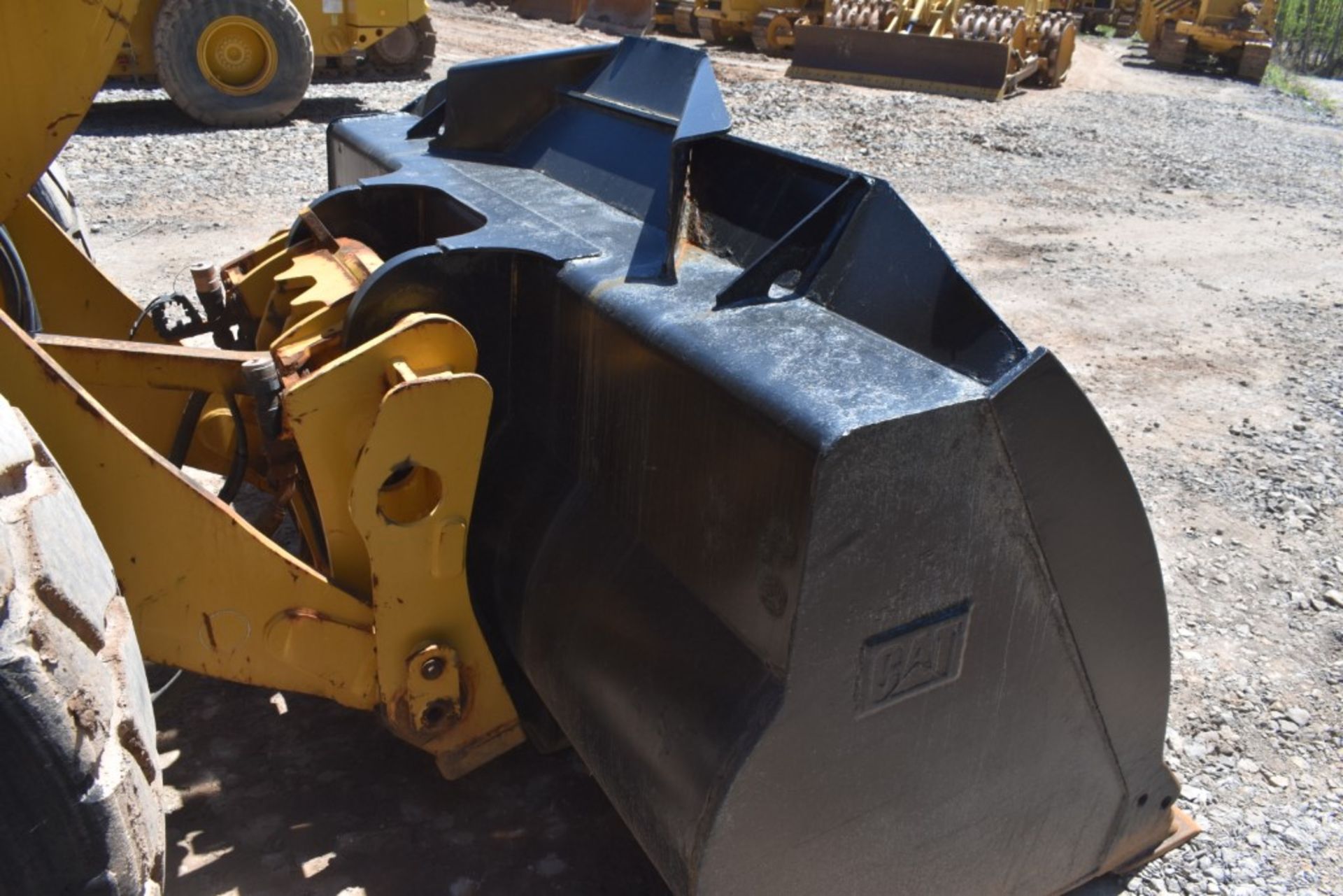 2018 CAT 930M Articulating Wheel Loader 2511 Hours, Runs and Operates, CAT 100" Bucket, Auxiliary - Image 17 of 34