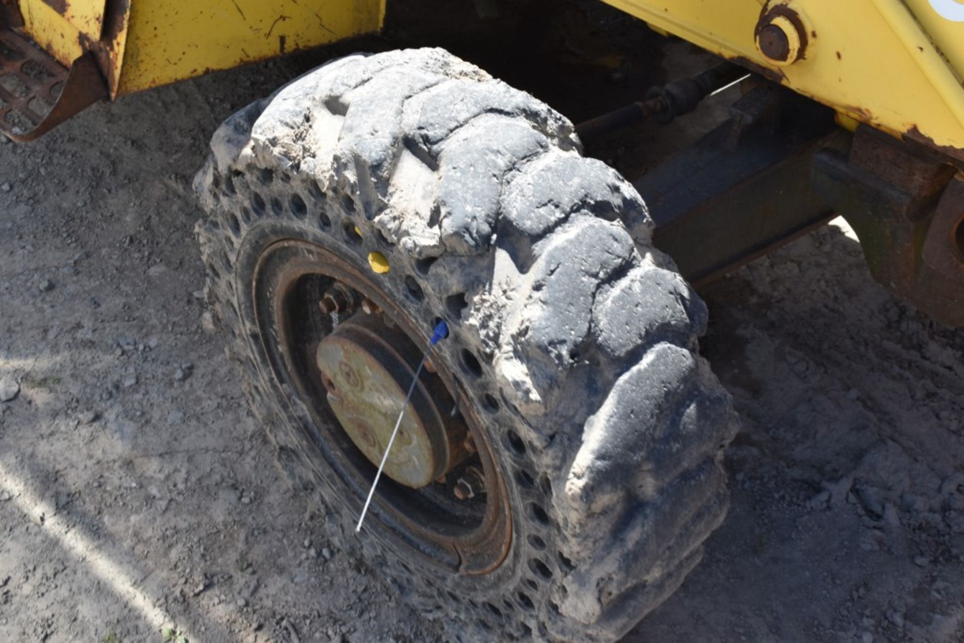 New Holland LB75B Backhoe 8052 Hours, Runs and Operates, 88" Bucket, 4WD, Outriggers, No Backhoe, - Image 17 of 24