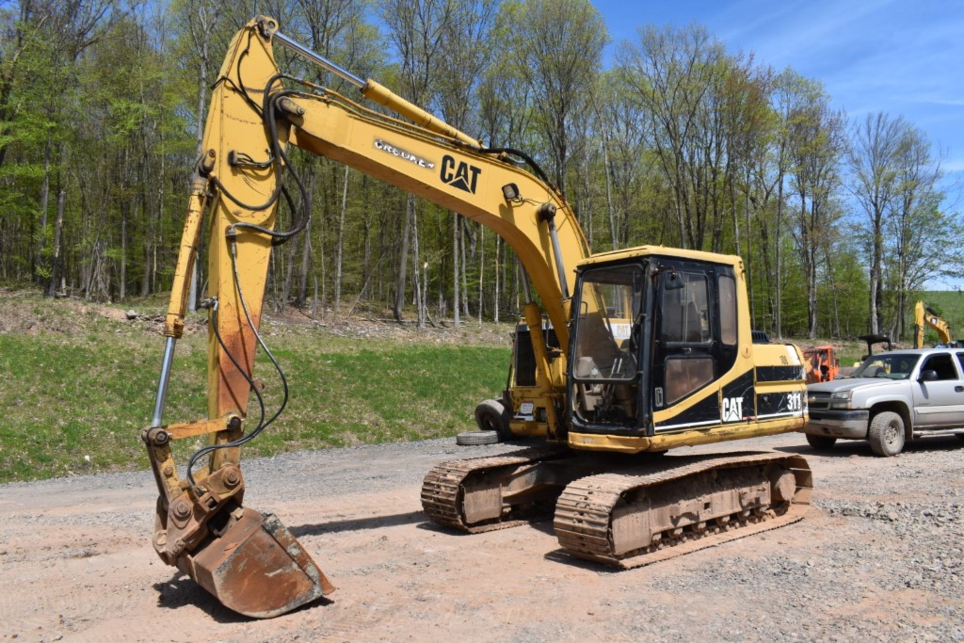 CAT 311 Excavator 21370 Hours, Runs and Operates, WR 48" Hydraulic Swivel Bucket, Auxiliary