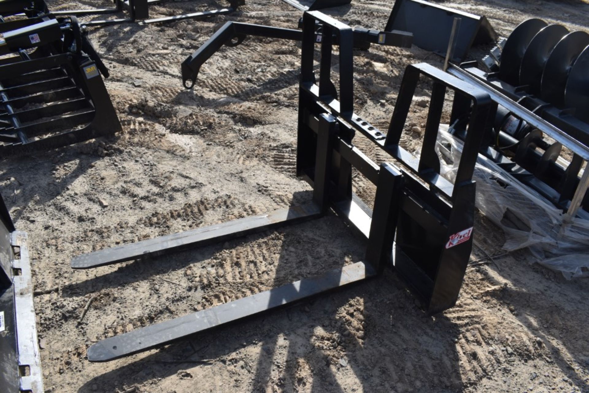 Kivel Quick Attach 48" Walk Through Pallet Forks New - Image 2 of 3