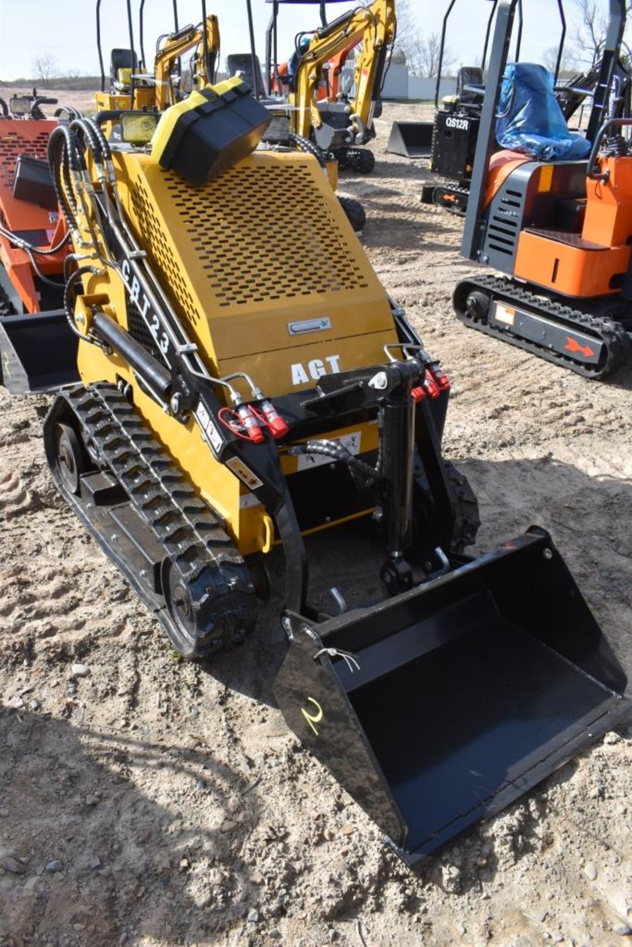 AGT Industrial CRT23 Skid Steer with Tracks Be Sure to Check Fluids, New, Mechanical Mini Quick