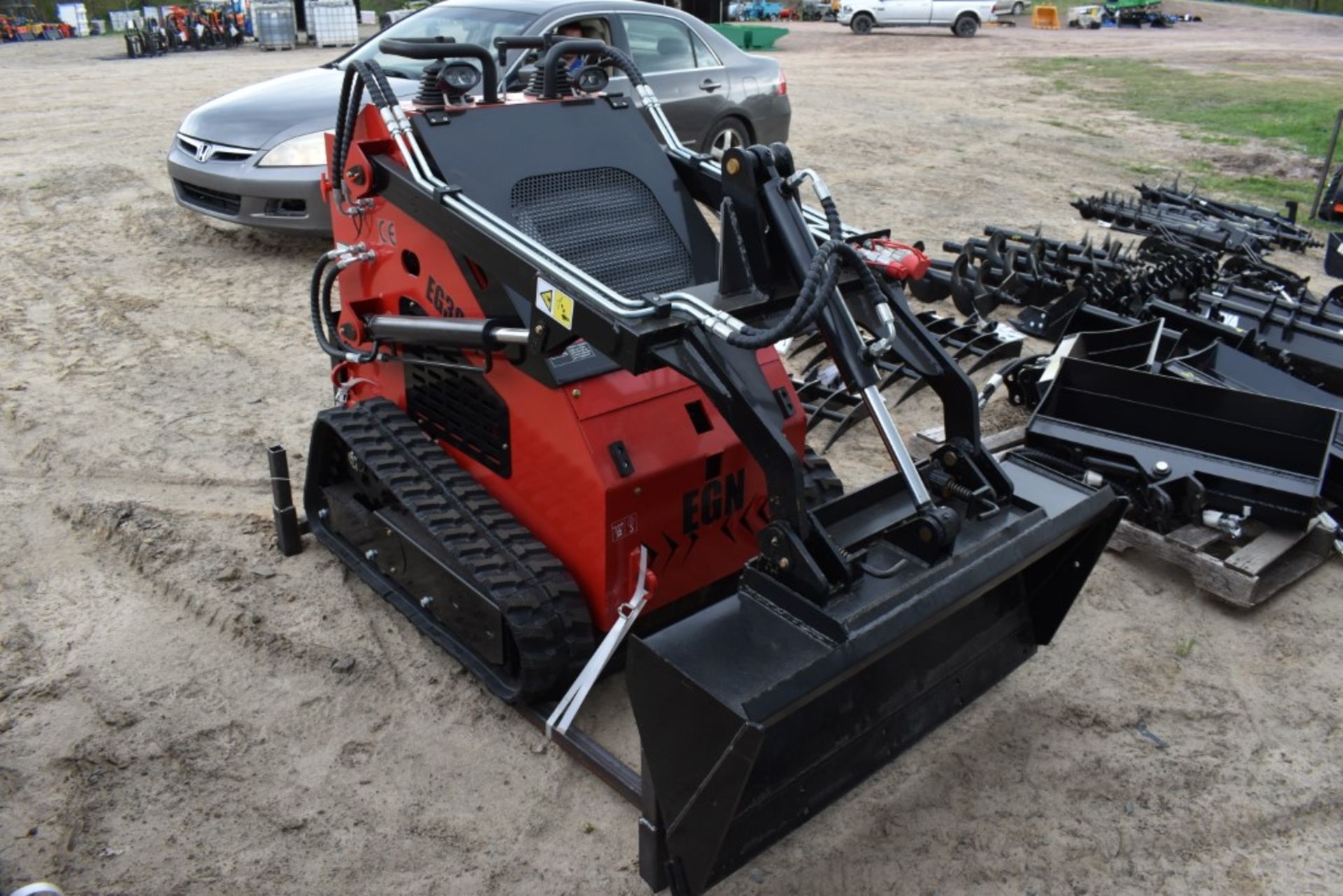 EGN EG380T Skid Steer with Tracks Be Sure to Check Fluids, New, Mini Mechanical Quick Attach, 44" - Image 2 of 9