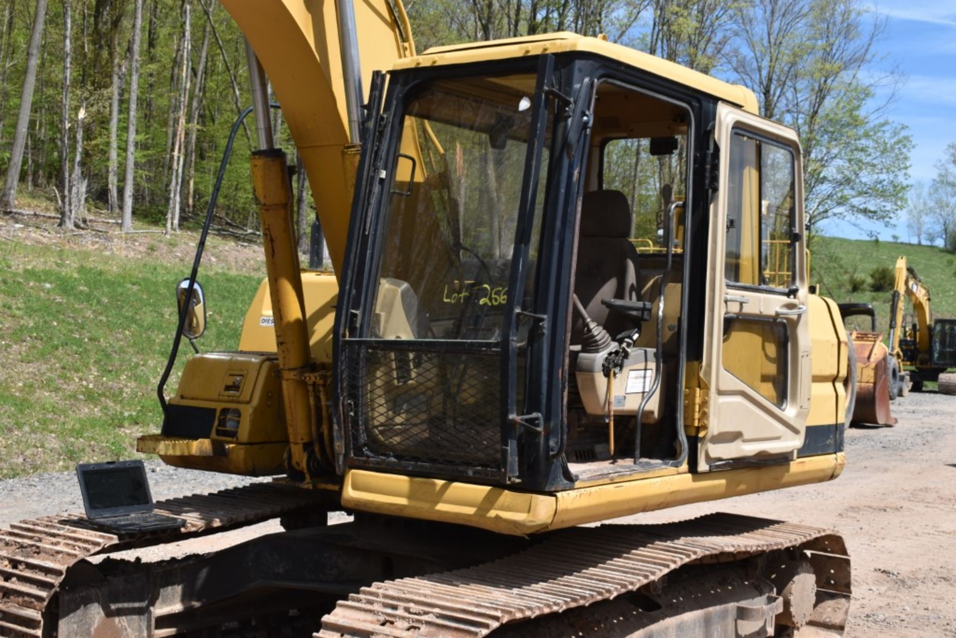 CAT 312B Excavator 11114 Hours, Runs and Operates, 48" Bucket, Auxiliary Hydraulics, Quick Coupler - Image 6 of 40