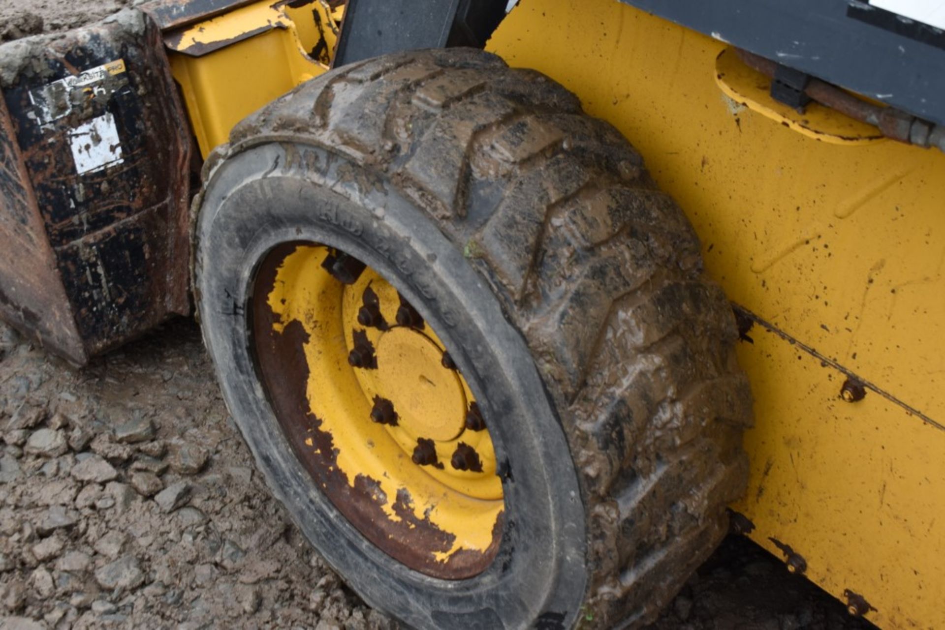 John Deere 318D Skid Steer 3488 Hours, Runs and Drives, Hydraulic Quick Attach, John Deere - Image 9 of 21