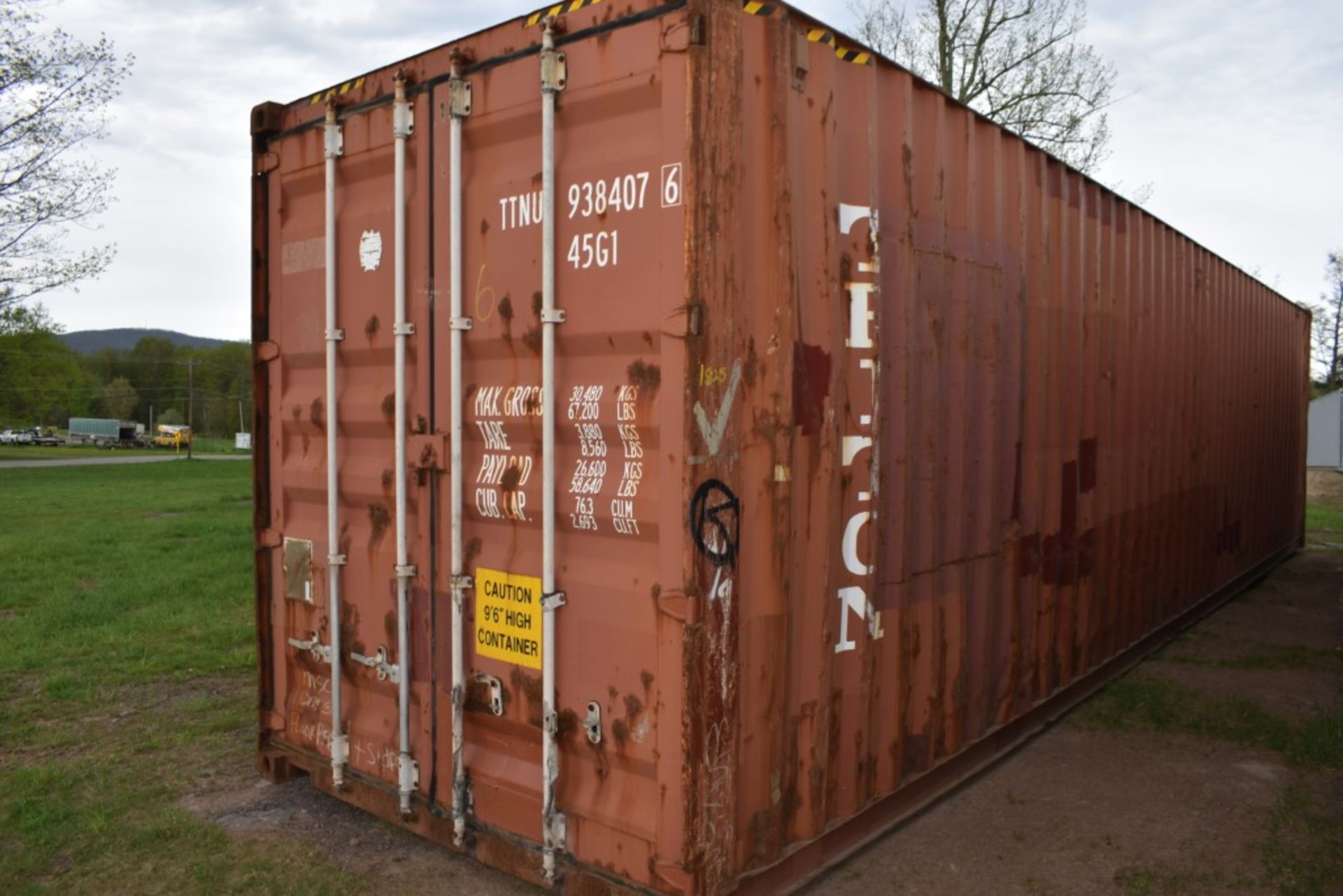 40' Shipping Container 9' 6" High Cube