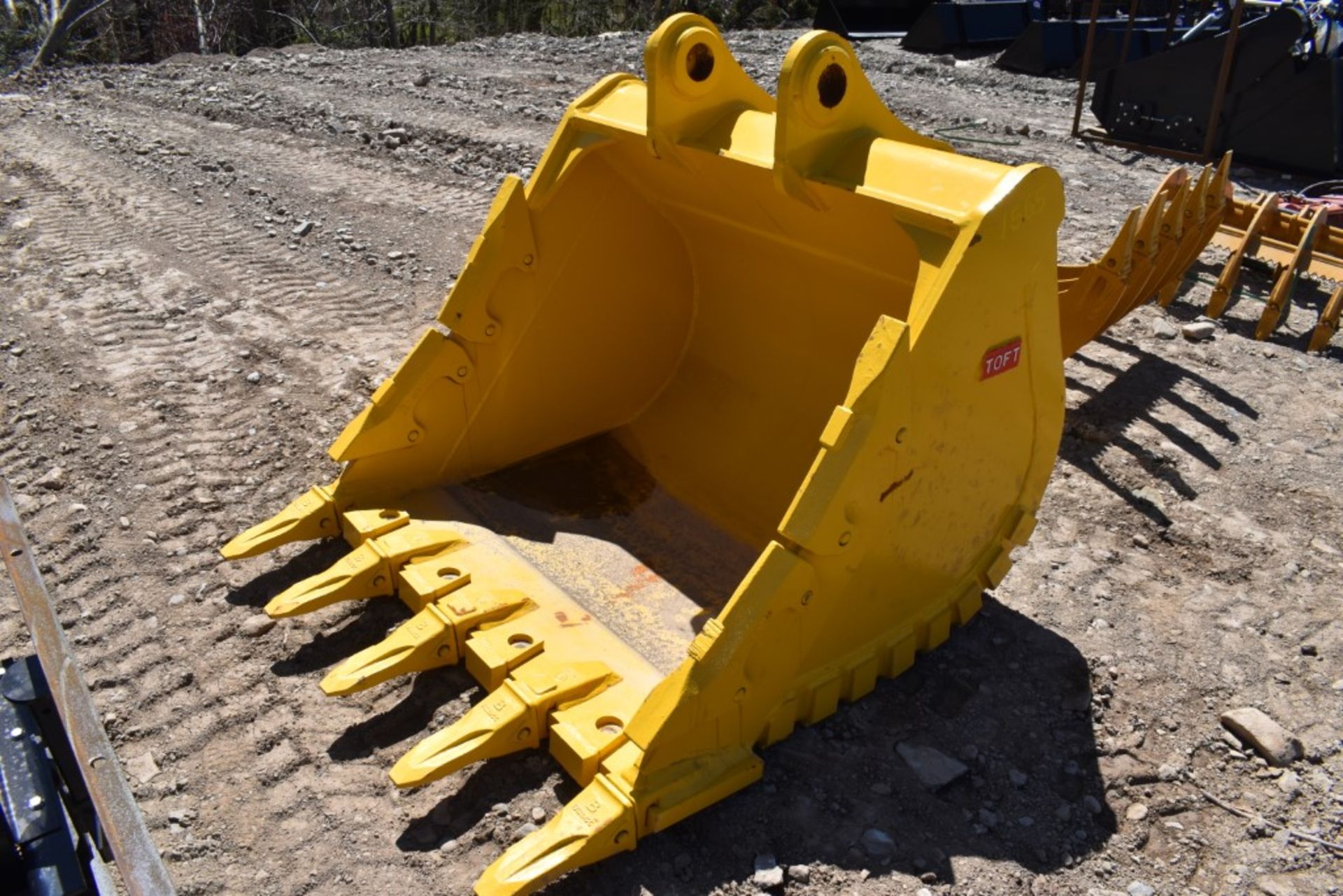 Toft 80Q 54" Excavator Bucket New - Image 2 of 4