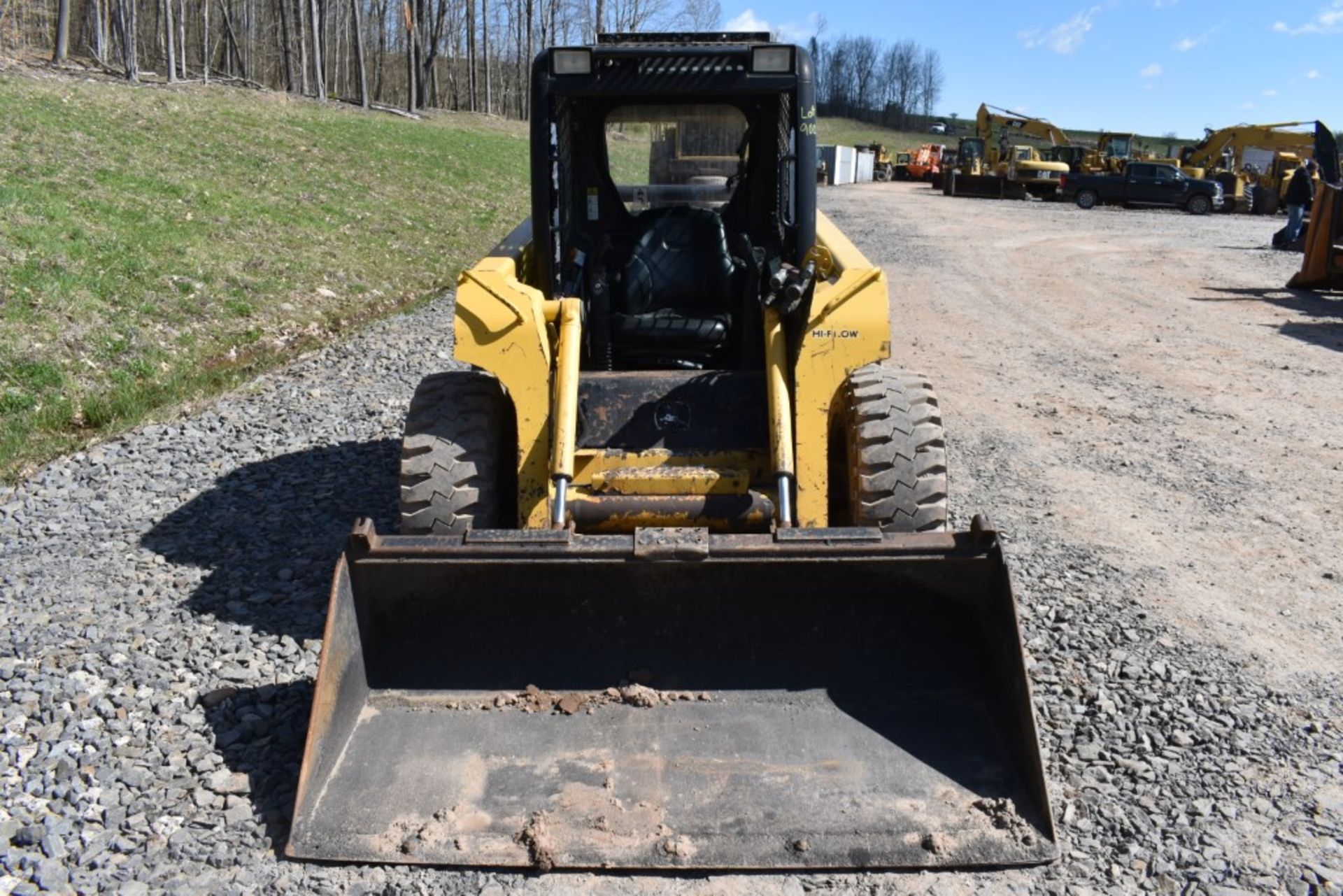 John Deere 250 Skid Steer 1292 Hours, Runs and Operates, Mechanical Quick Attach, John Deere 72" - Image 2 of 23