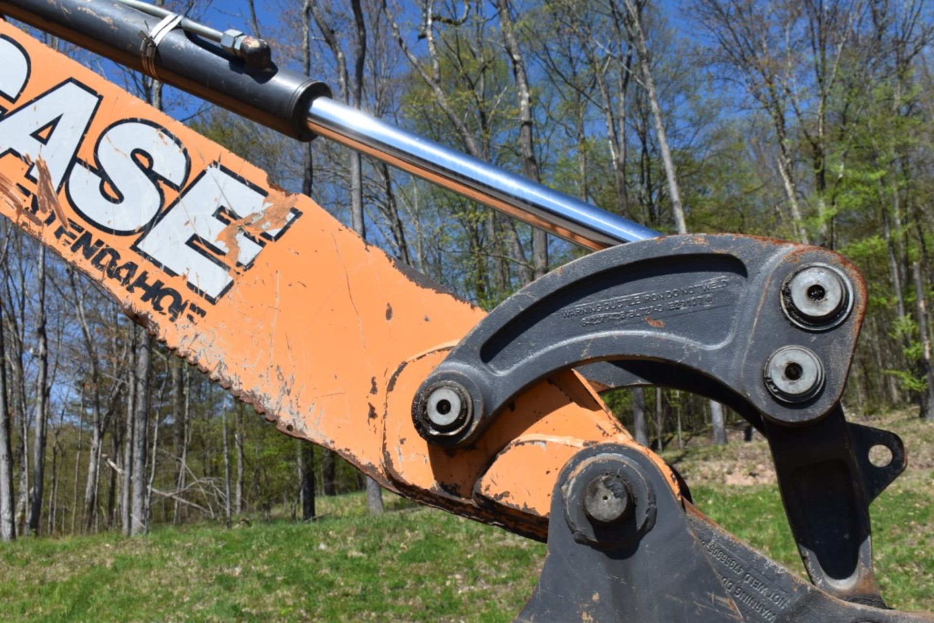 2019 Case 580 Super N Back Hoe 2271 Hours, Runs and Operates, 82" Bucket, Extendahoe, 12" Bucket, - Image 8 of 37