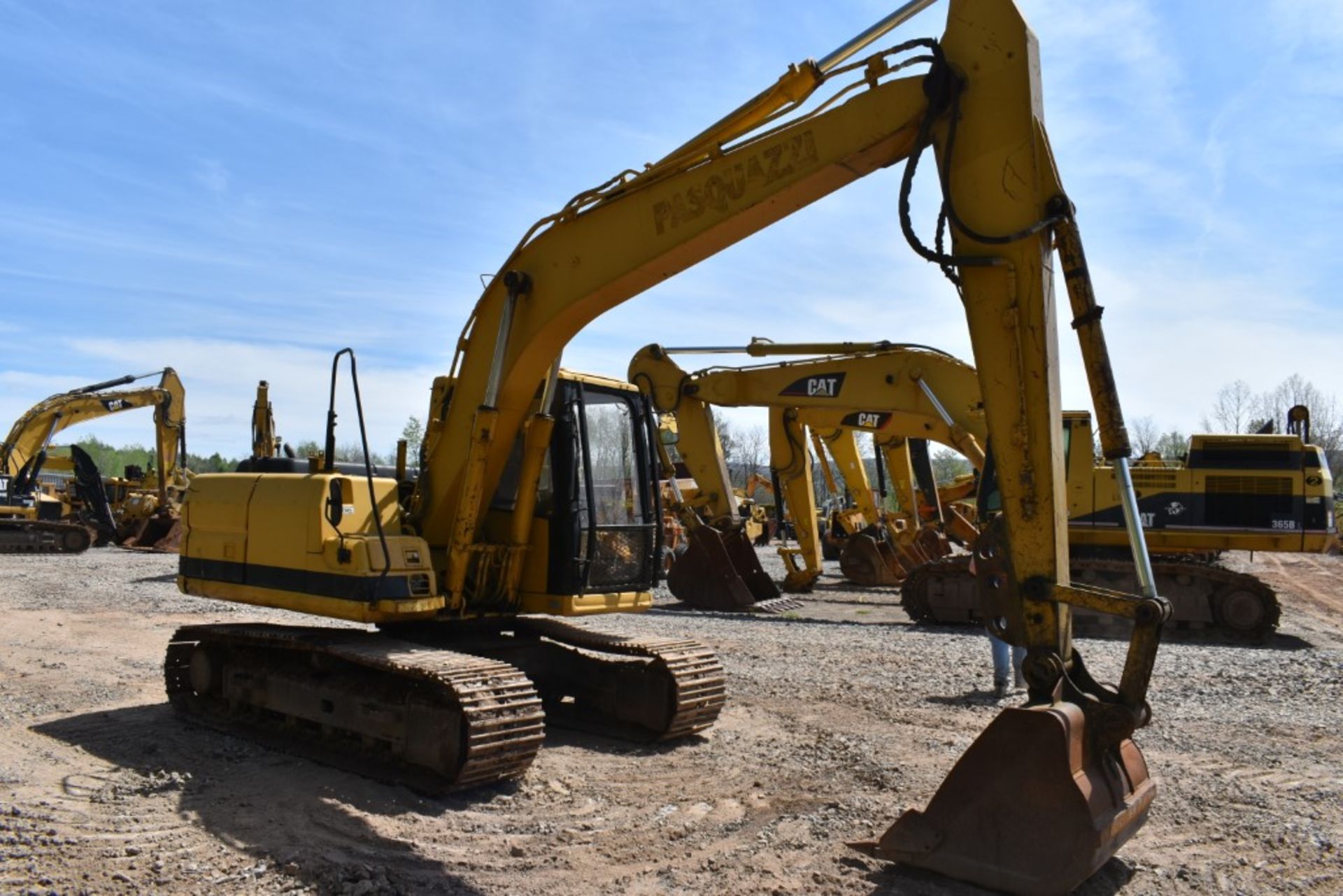 CAT 312B Excavator 11114 Hours, Runs and Operates, 48" Bucket, Auxiliary Hydraulics, Quick Coupler - Image 8 of 40