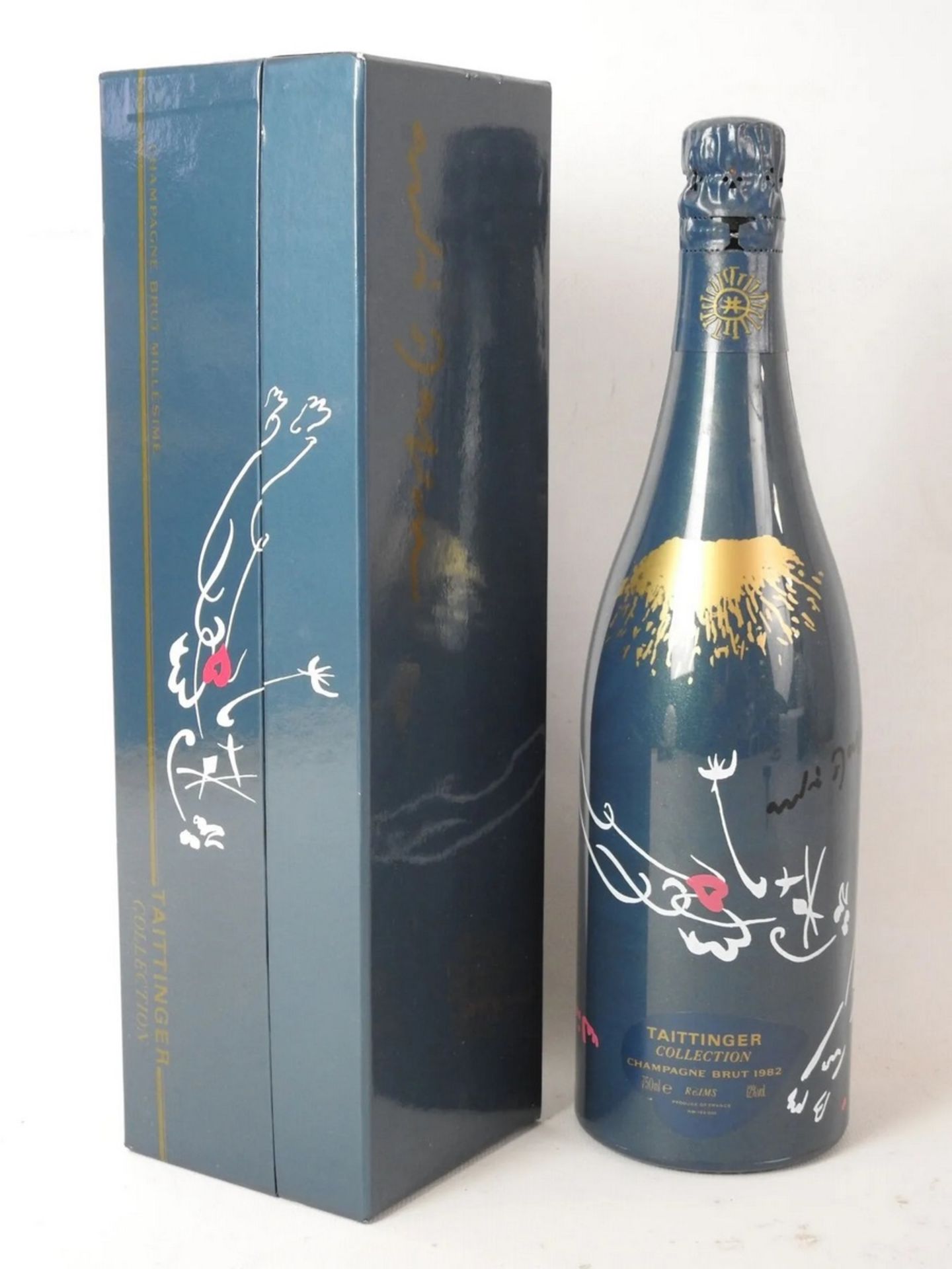 ARMAN (1928-2005) & TAITTINGER Bouteille de Champagne Collection Millésime 1981, 750ml.Bouteille et 