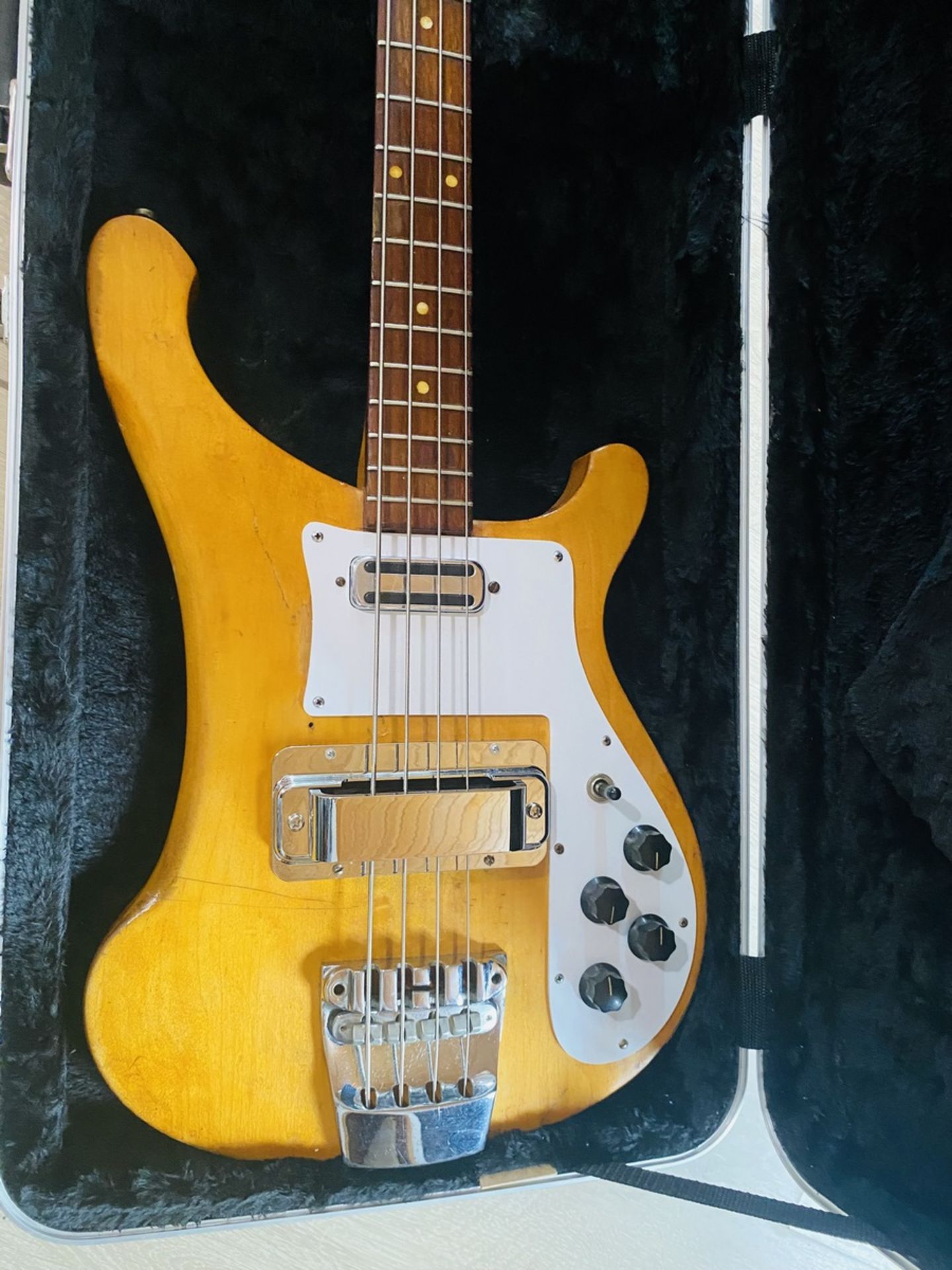 RICKENBACKER 4000 – circa 1960. MAPLEGLO. Rare vintage Guitare Bass . - Bild 3 aus 7