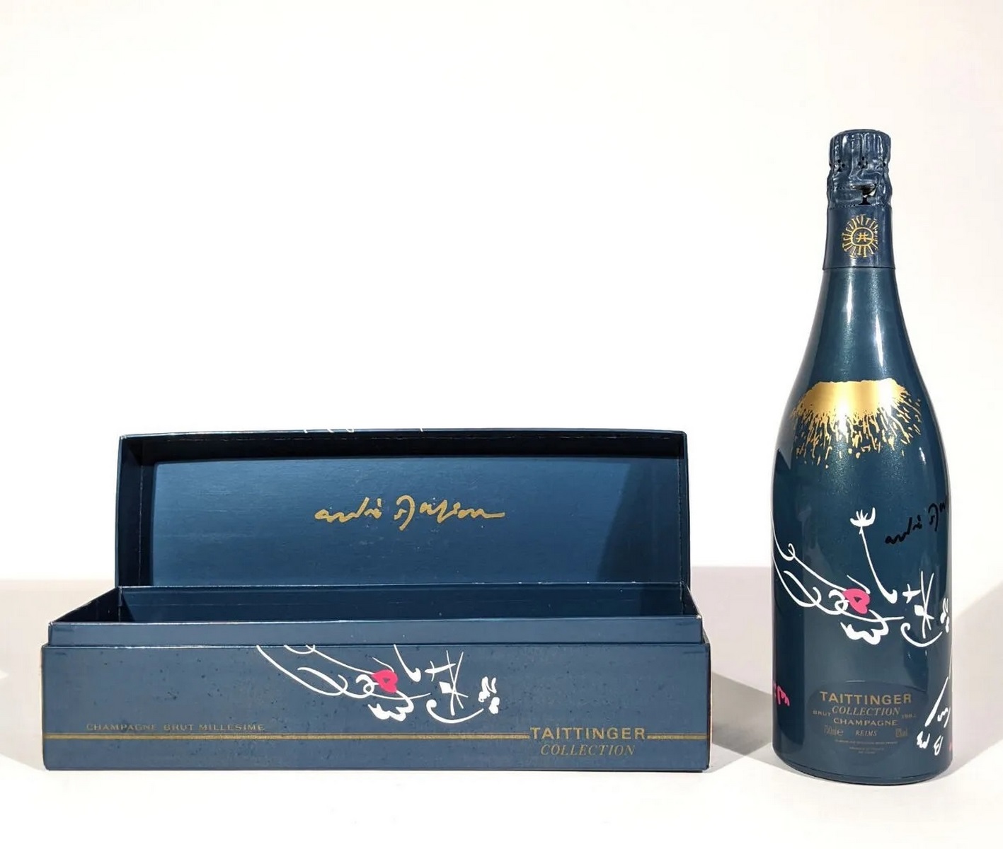 ARMAN (1928-2005) & TAITTINGER Bouteille de Champagne Collection Millésime 1981, 750ml.Bouteille et - Image 2 of 2