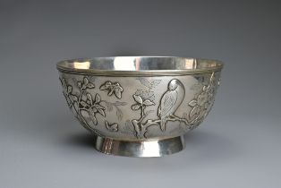 A LARGE CHINESE EXPORT SILVER BOWL, WING CHEONG, HONG KONG, CIRCA 1890. Rounded body on slightly