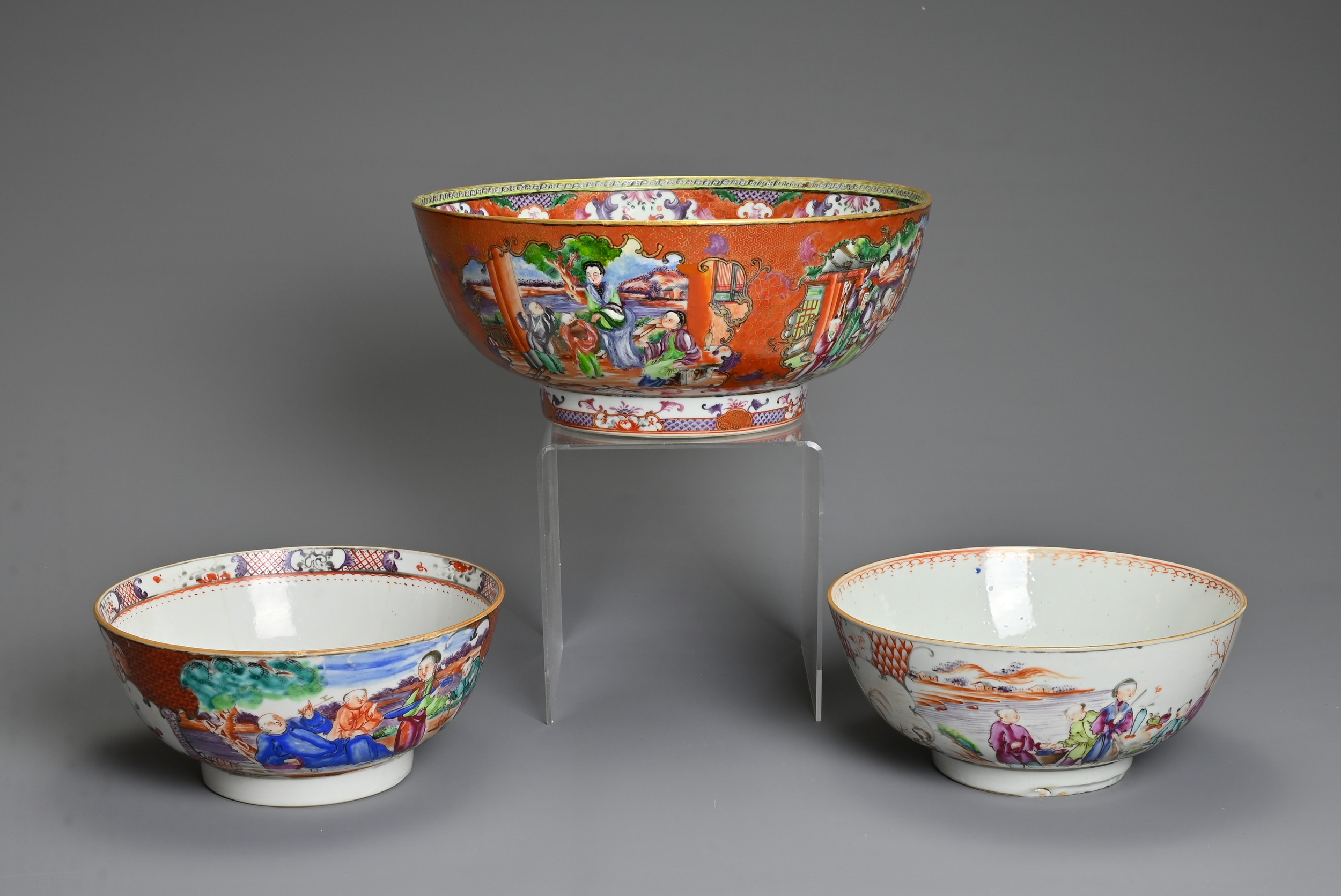 THREE CHINESE FAMILLE ROSE PORCELAIN BOWLS, 18TH CENTURY. Of graduating sizes decorated with various - Image 6 of 6
