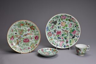 A GROUP OF CHINESE CELADON GROUND PORCELAIN ITEMS, 19TH CENTURY. Decorated in famille rose enamels