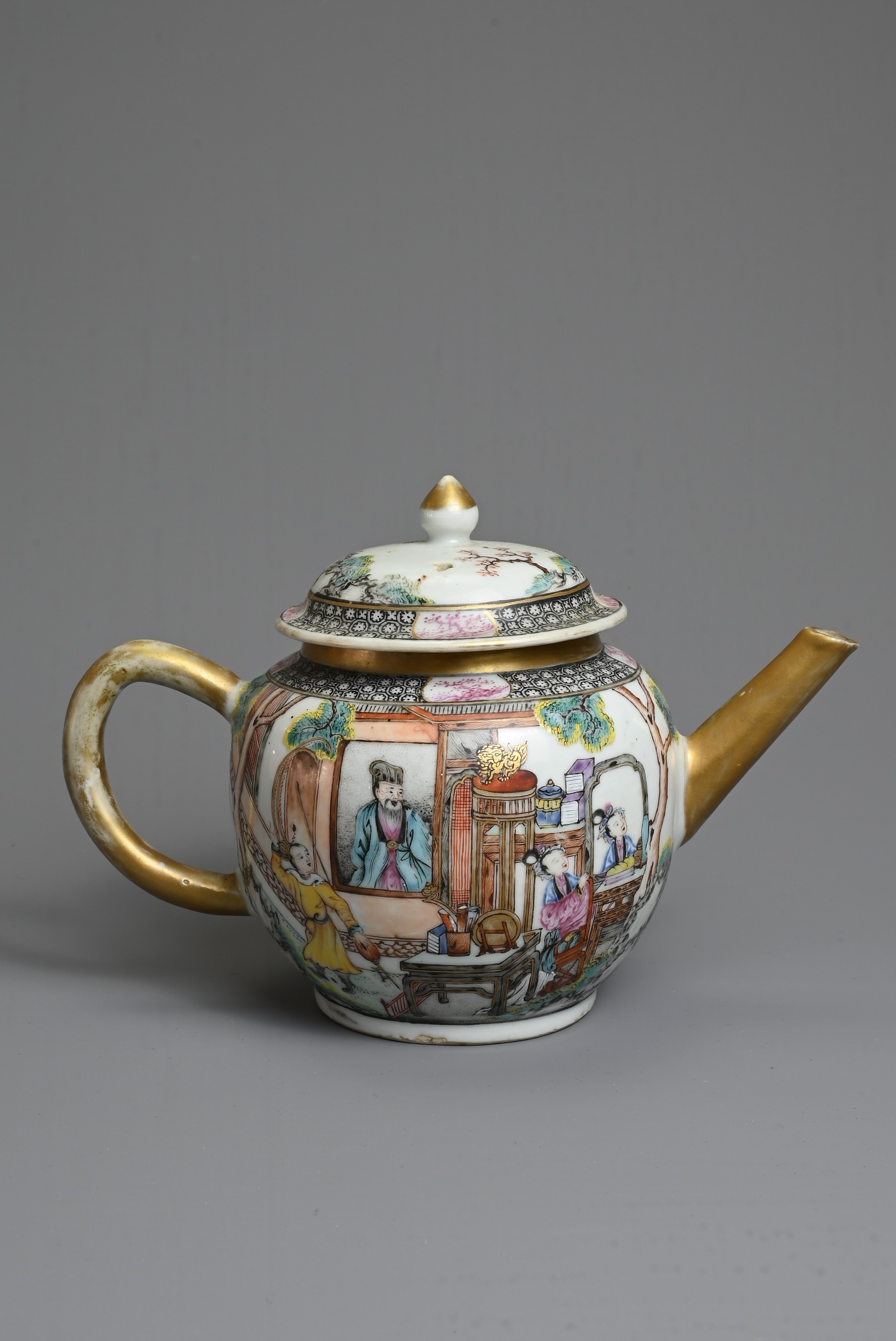 A FINE CHINESE FAMILLE ROSE PORCELAIN TEAPOT, 18TH CENTURY - Image 4 of 21