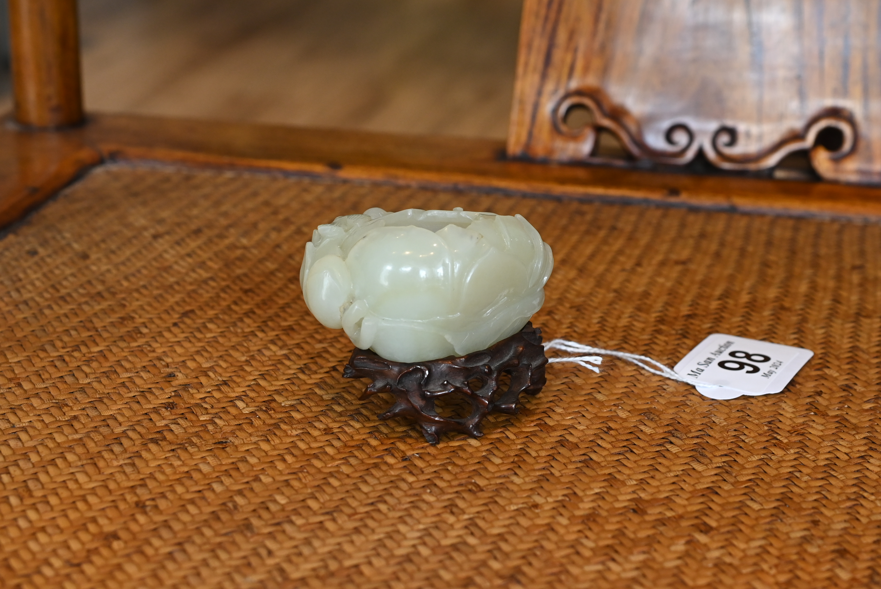 A CHINESE PALE CELADON JADE BRUSH WASHER ON WOODEN STAND, QING DYNASTY. Carved in the form of a - Image 12 of 29