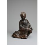A VERY FINE CHINESE ALOESWOOD 'CHENXIANGMU' CARVING OF GUANYIN, 18TH CENTURY