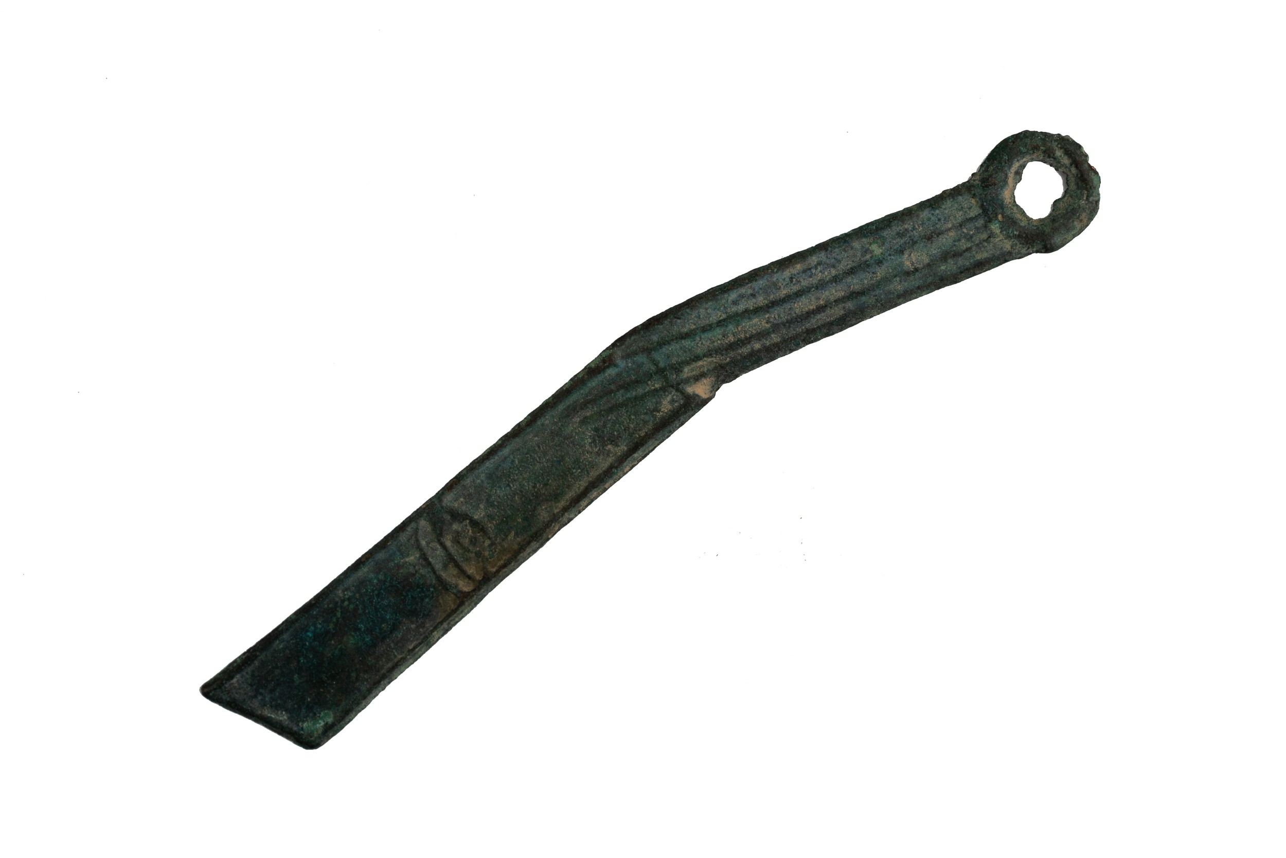 A CHINESE MING KNIFE COIN, WARRING STATES (400-220BC). 13.7cm length. Weight 13.8 grams. - Image 3 of 3