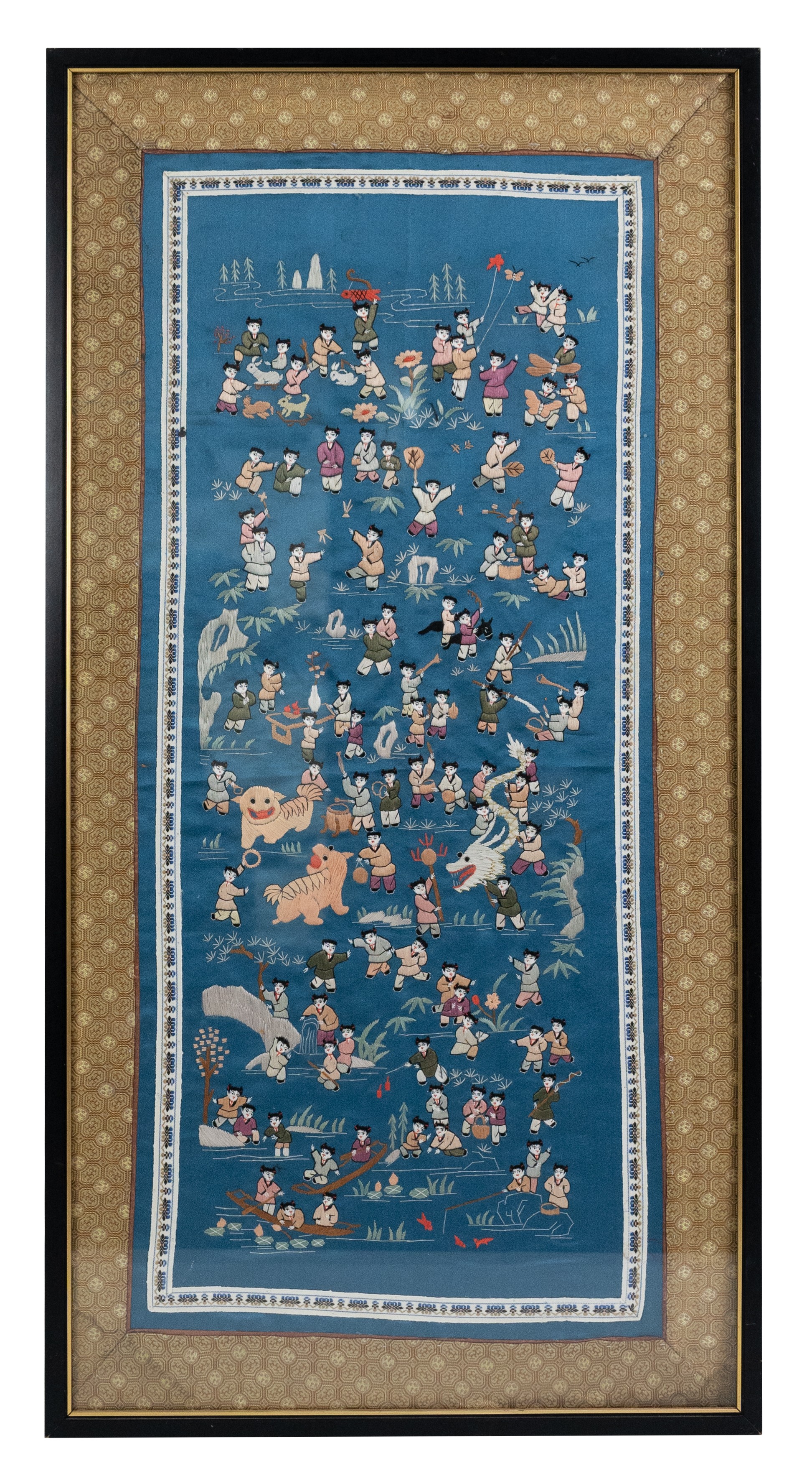 TWO FRAMED CHINESE ONE HUNDRED BOYS TEXTILES, 20TH CENTURY. Each of rectangular form, silk - Bild 2 aus 5
