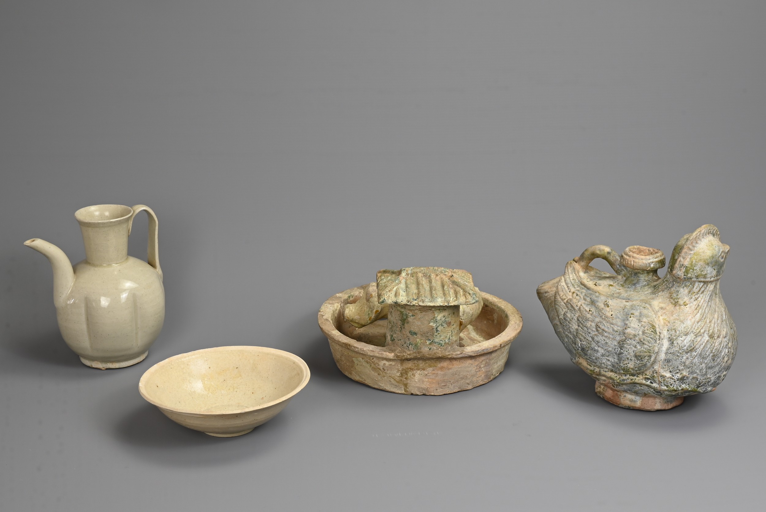 A GROUP OF CHINESE CERAMIC ITEMS, HAN DYNASTY AND LATER. To include a lead glazed pottery model of a - Image 2 of 4