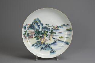 A CHINESE FAMILLE ROSE PORCELAIN DISH, EARLY 20TH CENTURY. Shallow dish with lobed sides and gilt