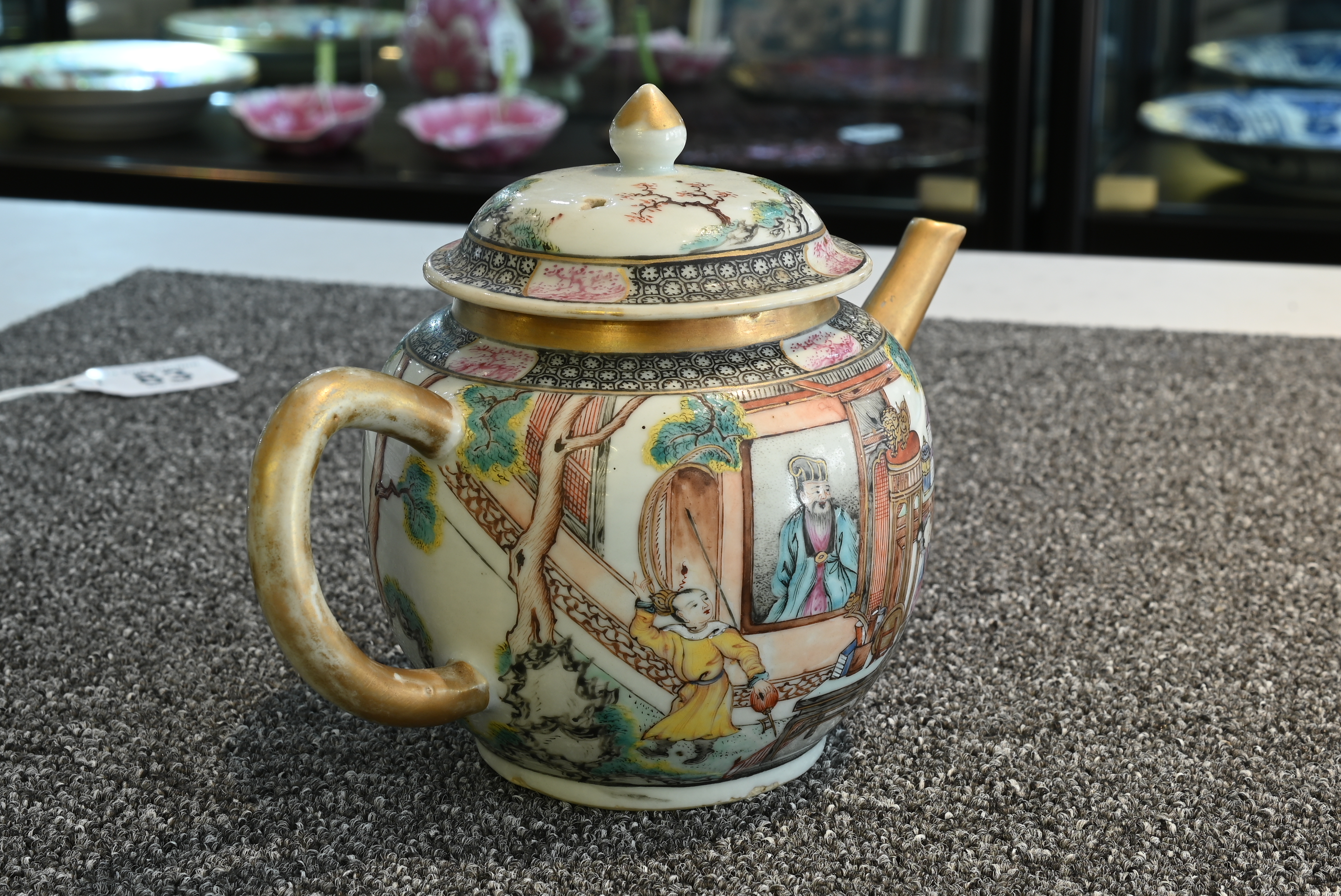 A FINE CHINESE FAMILLE ROSE PORCELAIN TEAPOT, 18TH CENTURY - Image 10 of 21