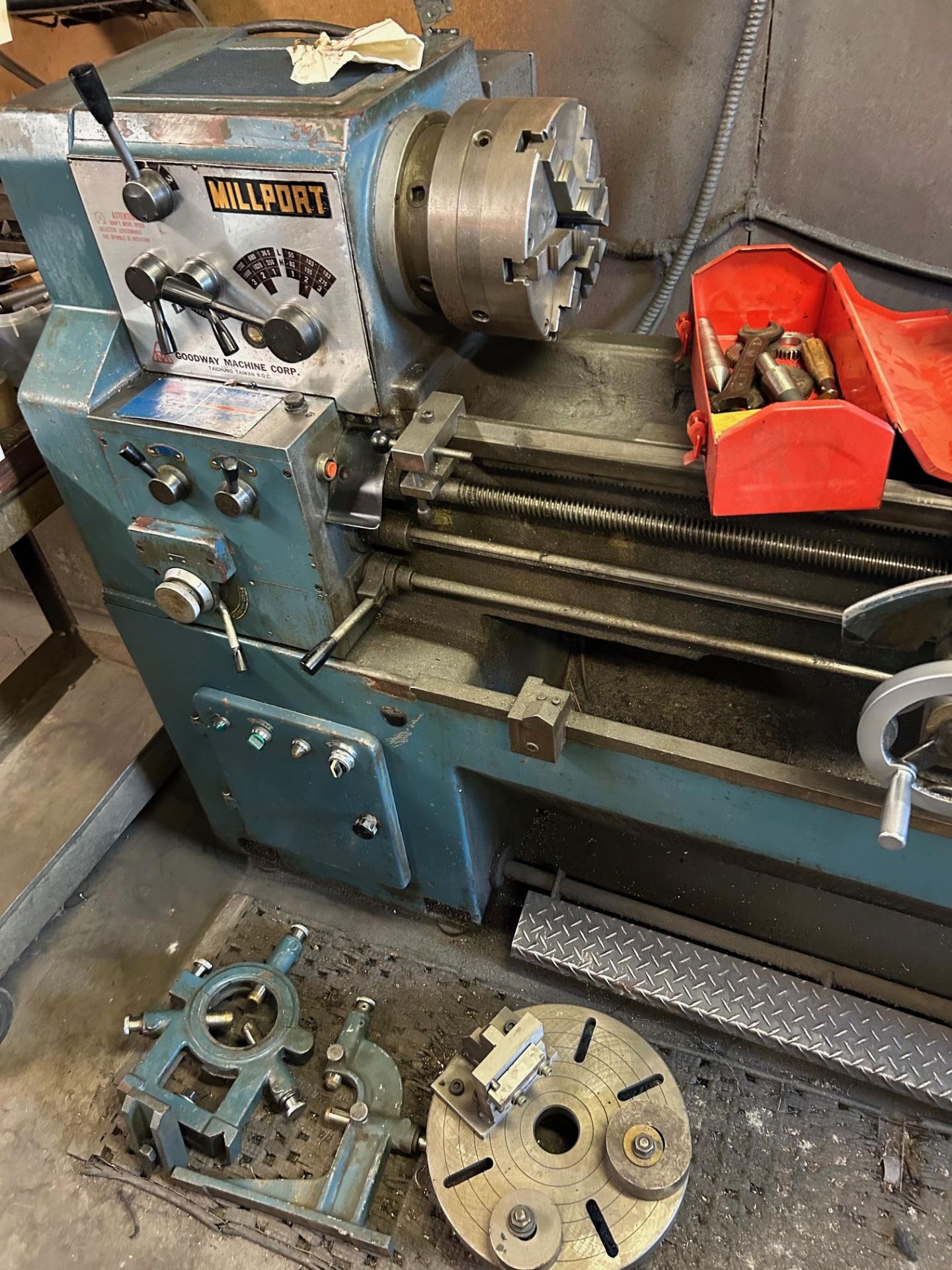 Millport Tool Room Lathe, Model: 1140, includes: Steady Rest, Face Plate - Image 9 of 11