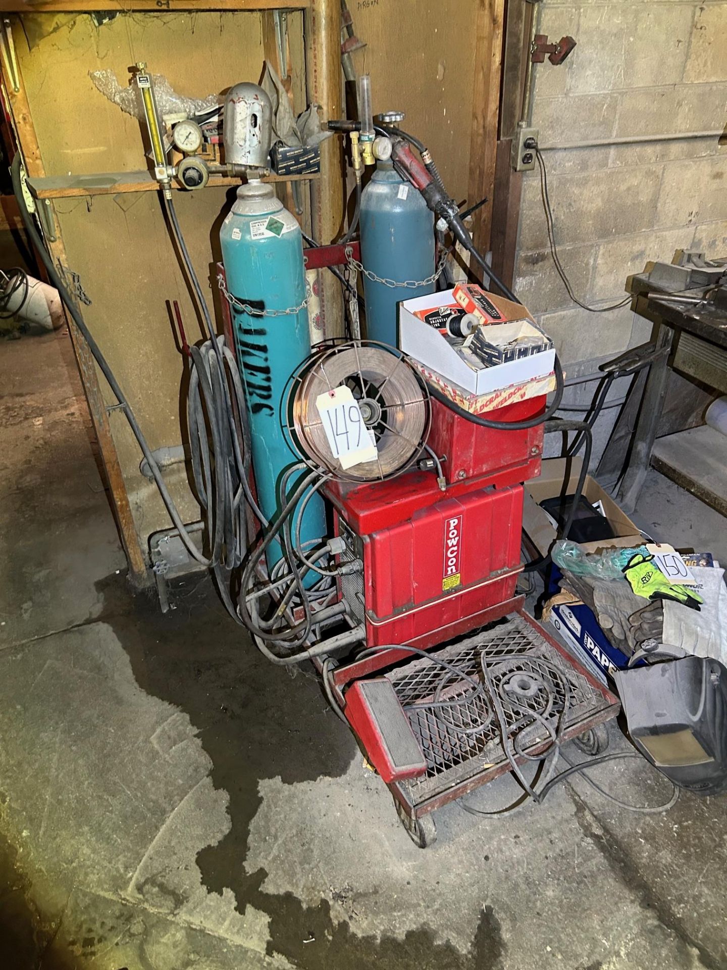 Powcon Wire Welder on Cart with Tanks