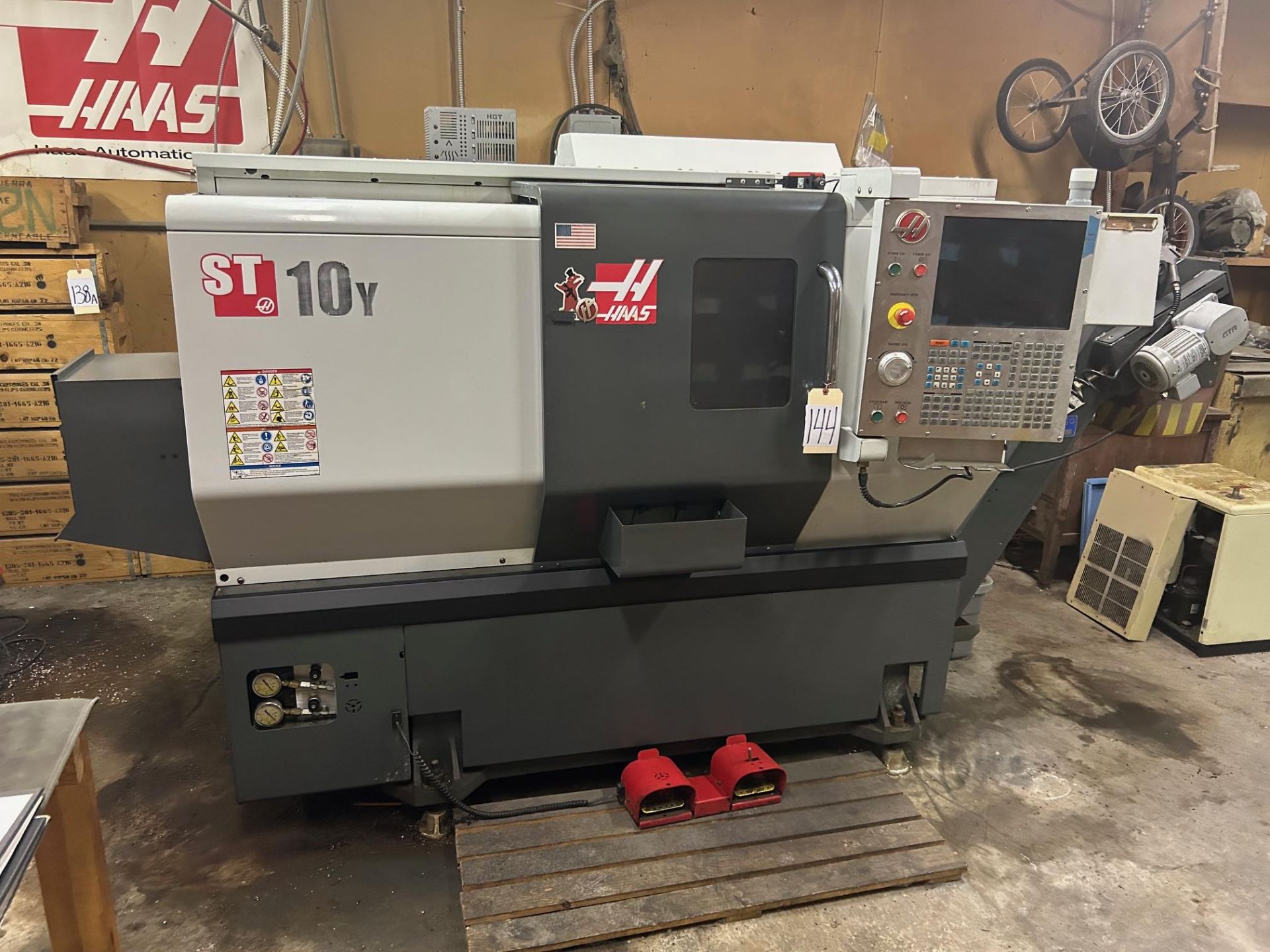 Haas ST-10Y CNC Lathe, (2013) SN: 3095763, Live Tooling, Hennig Chip Conveyor, Model: 30-5494B, incl - Image 15 of 32