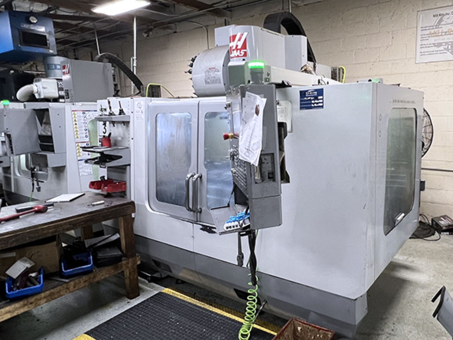 Haas VF-3SS Vertical Machining Center (2005) - Image 5 of 7