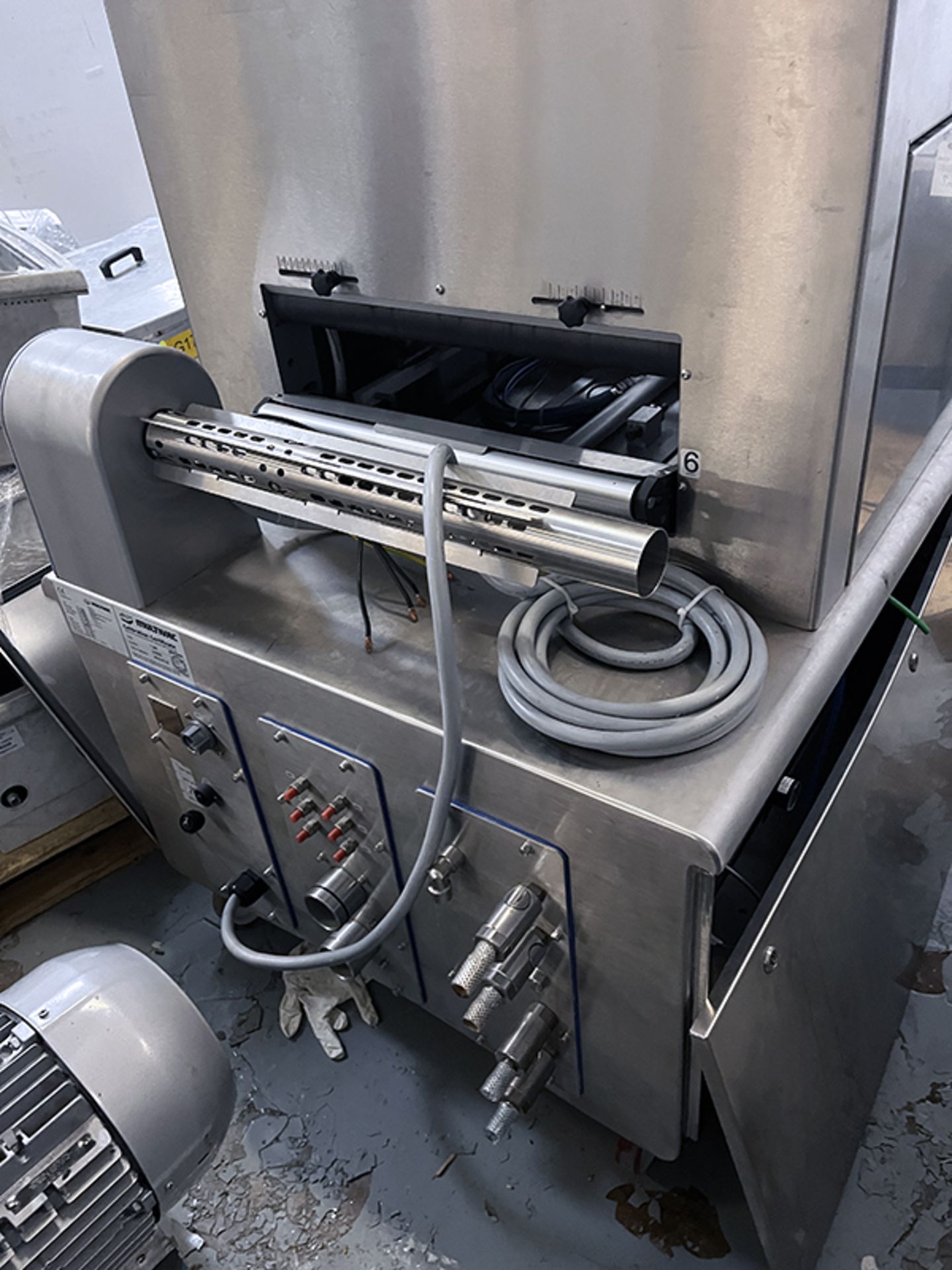 Multivac T-260 Sealing Machine (2013) - Image 6 of 9