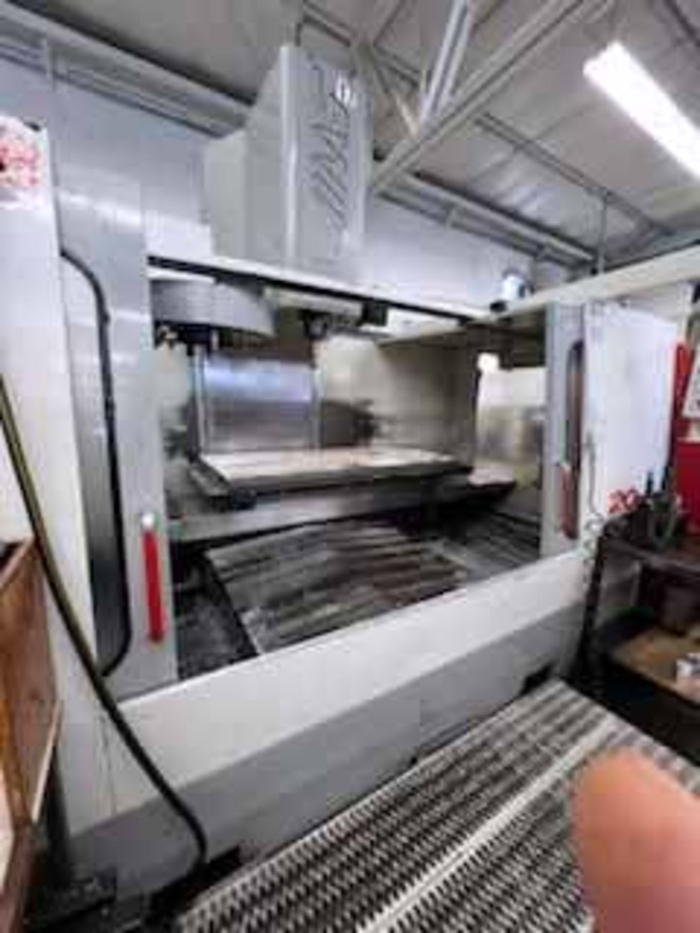 Haas VF-6 Vertical Machining Center - Image 7 of 10