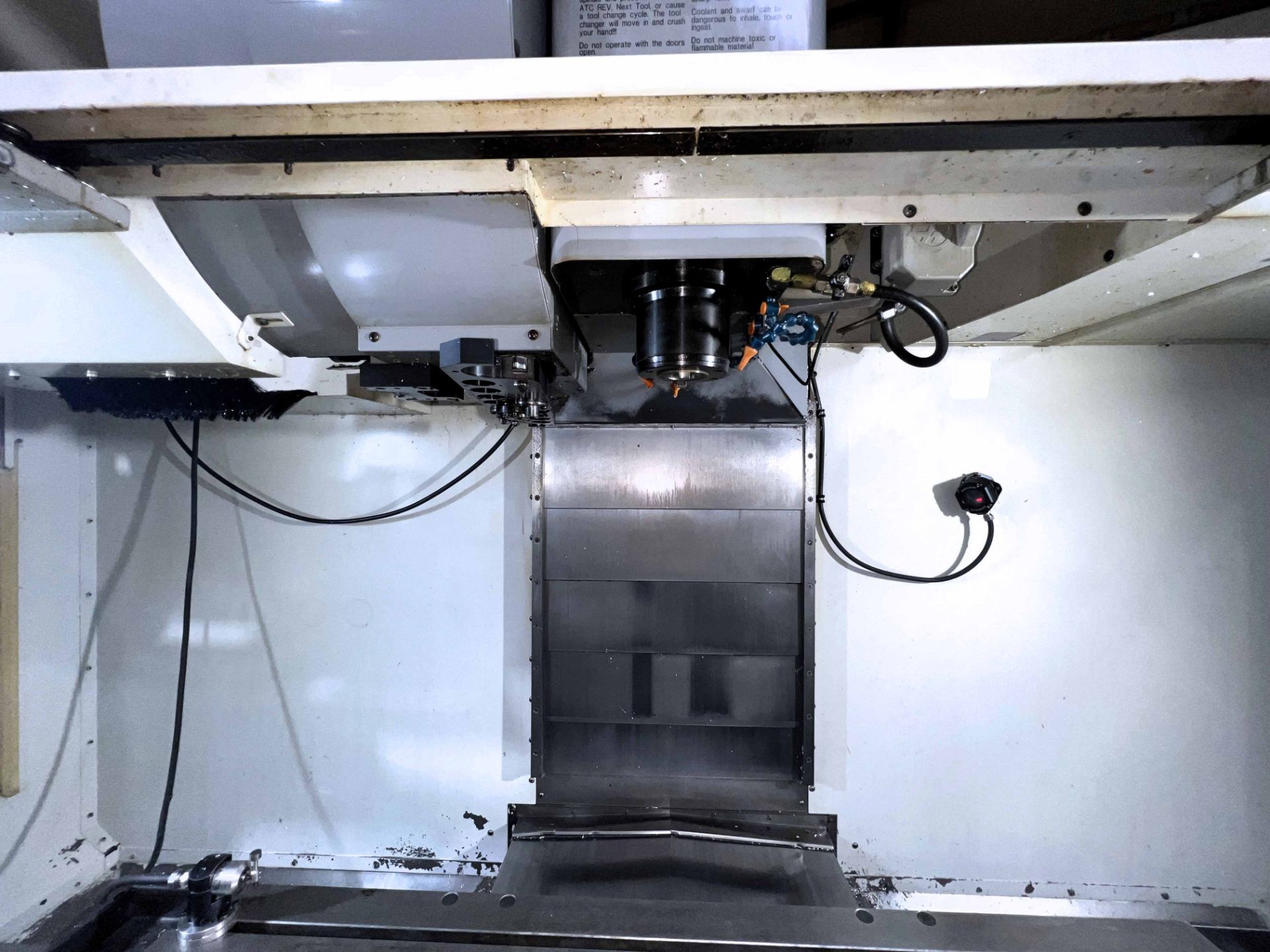 Haas VF-4B Vertical Machining Center (2007) - Image 4 of 12