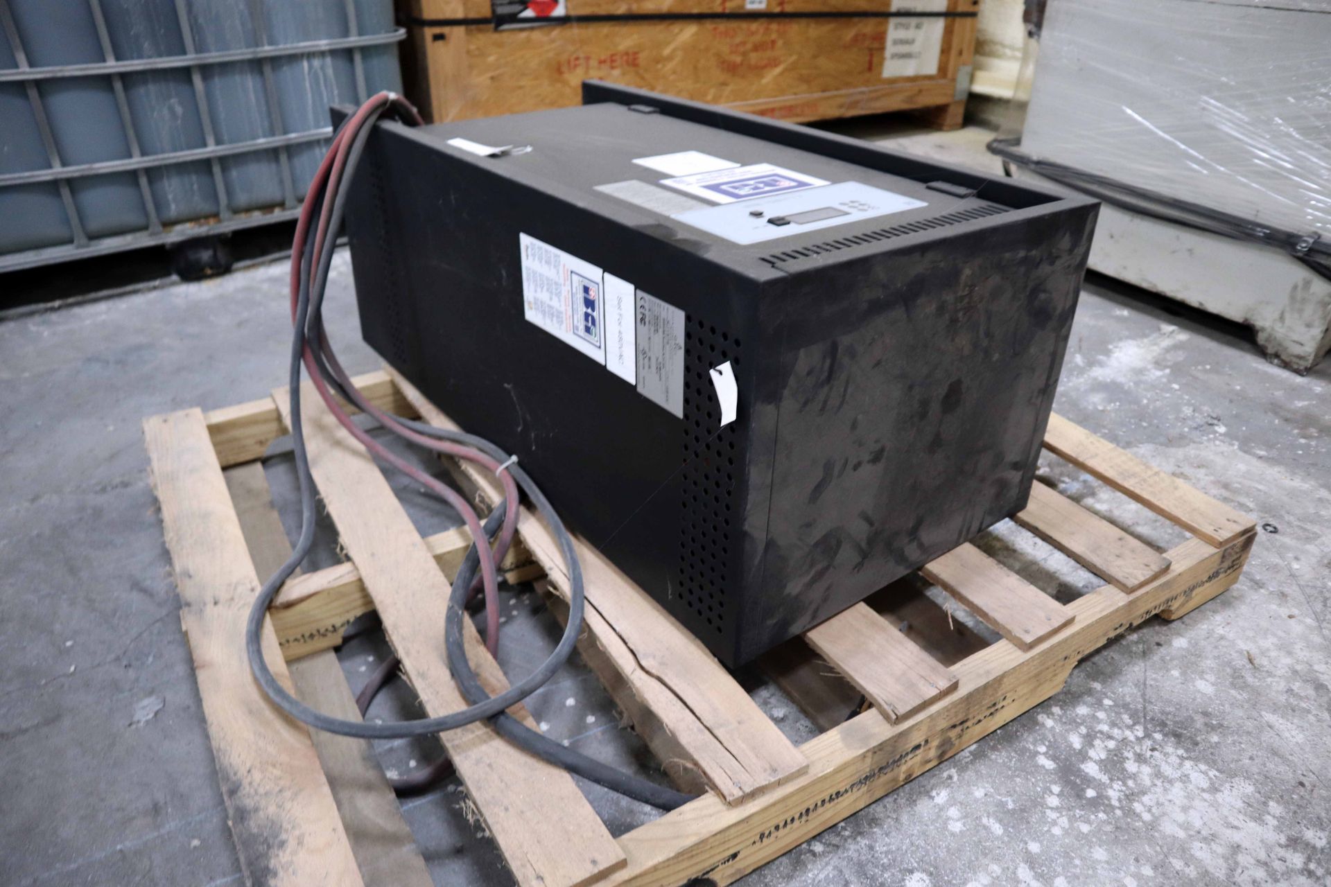Industrial Battery & Charger - Image 2 of 3
