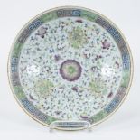 Chinese plate with decoration of flowers, famille rose, 19th century