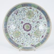 Chinese plate with decoration of flowers, famille rose, 19th century