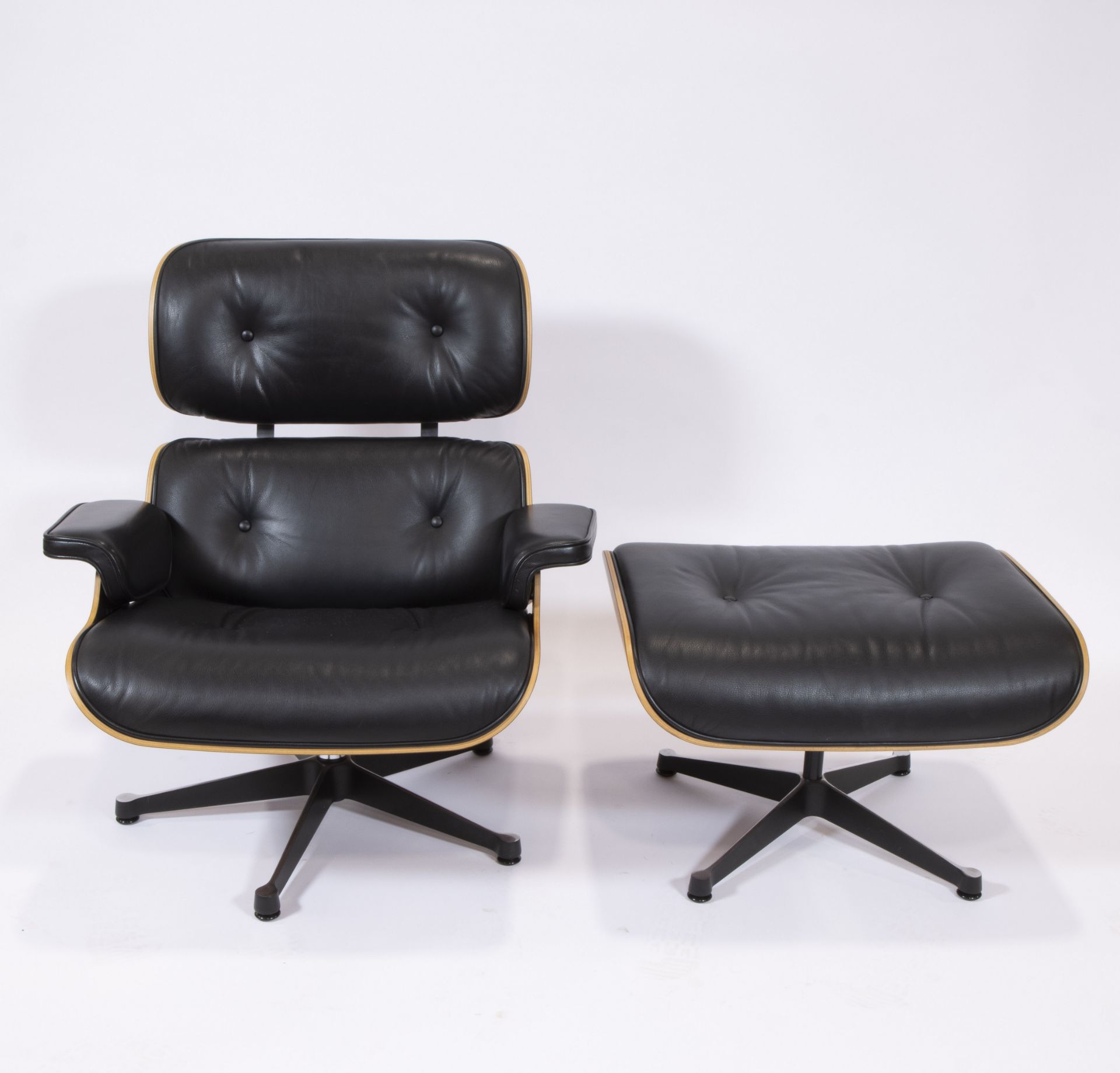 Original Charles Eames lounge chair and footstool for Vitra, marked - Image 2 of 7