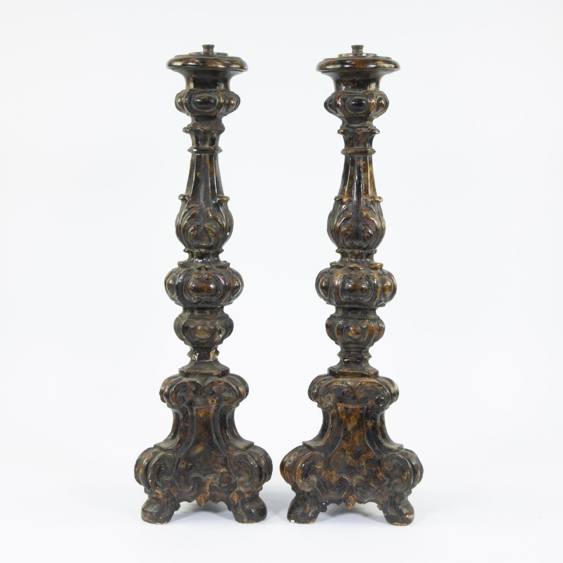 Wooden candlesticks 18th century with traces of polychromy converted to lampadaire - Image 3 of 4