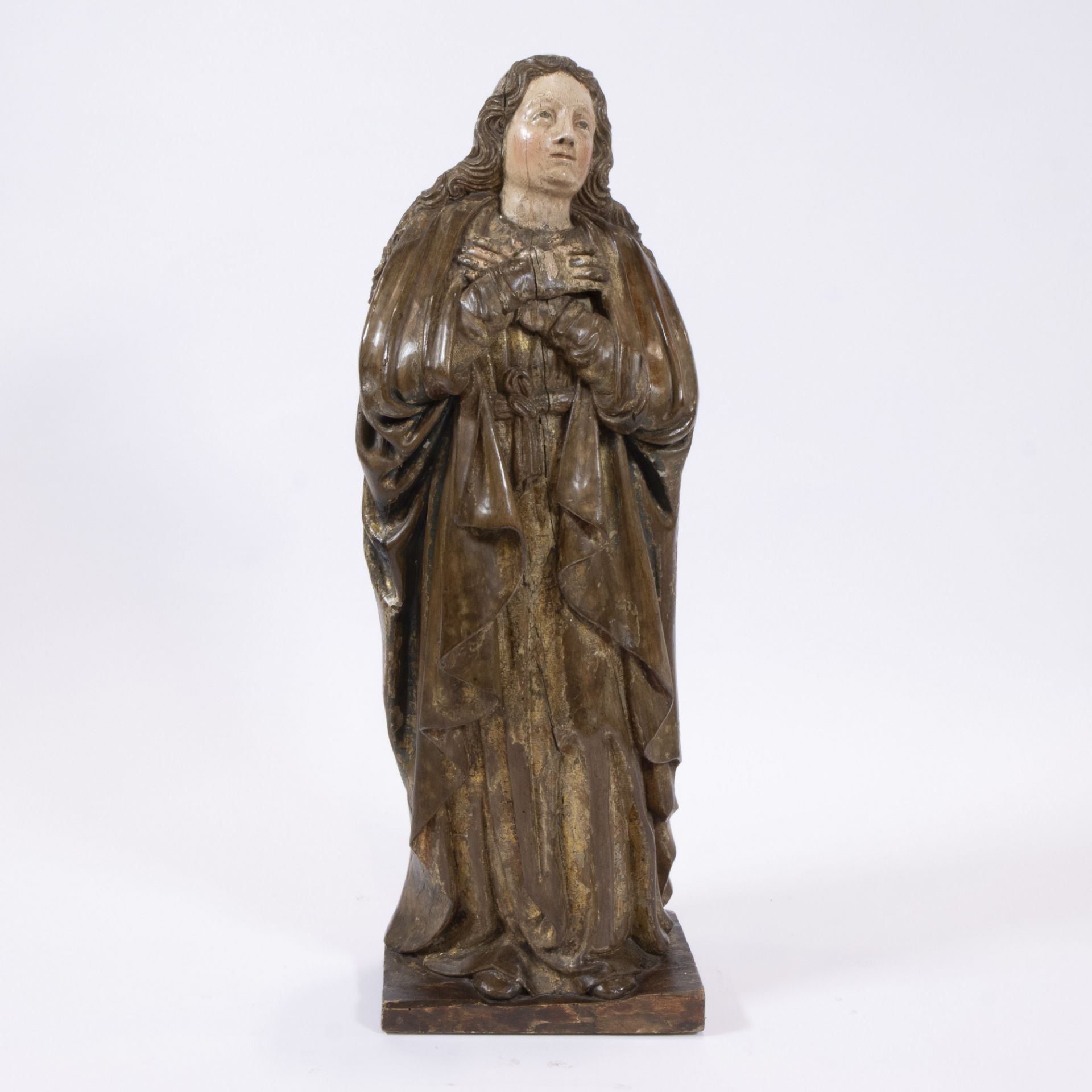 Full-round carved wooden statue in walnut of Our Lady of Sorrows, original polychromy, 2nd half 16th