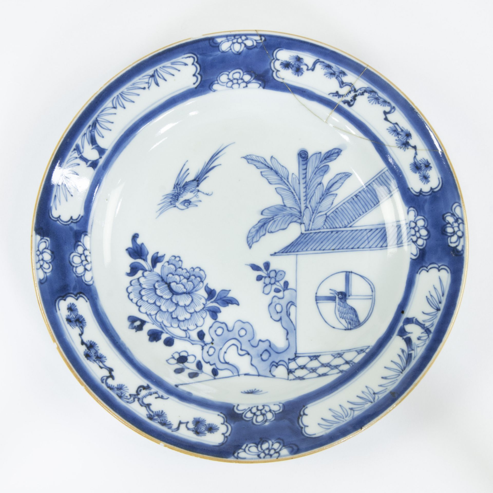 2 porcelain dishes and 2 dinner plates, the dishes with old rim cleat repair, one plate repaired, th - Image 2 of 9