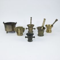 Lot of 5 mortars (17th (1), 19th (3) century), Spanish mortar and 17th century cooking pot