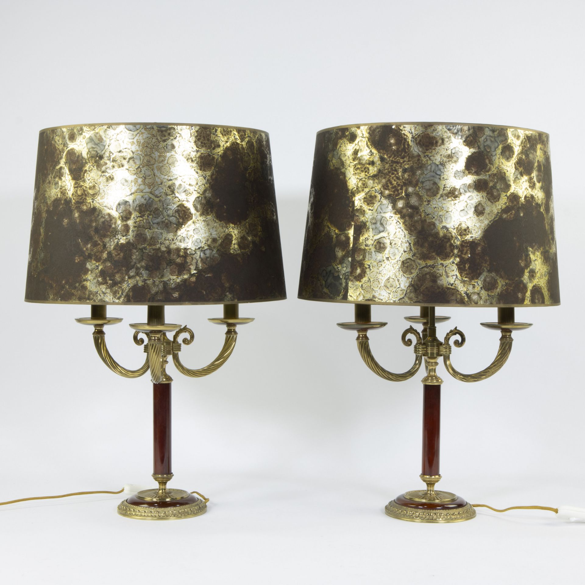 Pair of Bouilotte lamps with shades in bronzed platinum, 1980s - Image 2 of 4