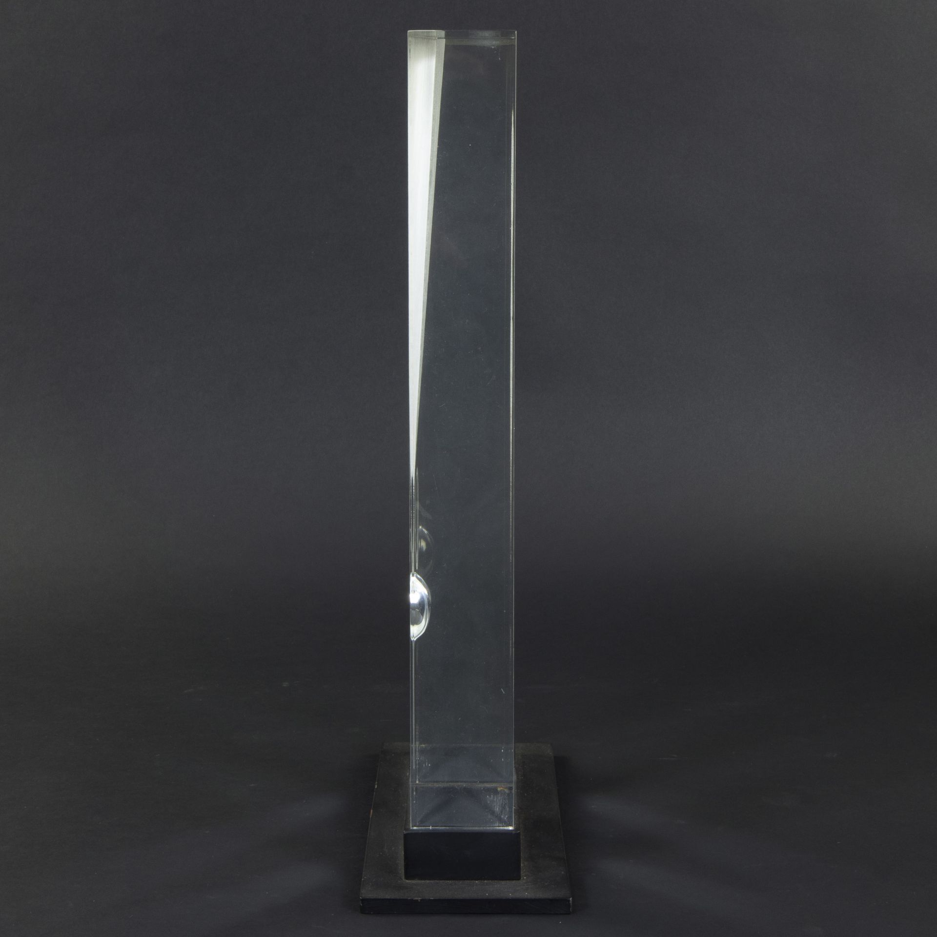 Antonia LAMBELE (1943), sculpture in plexi/perspex Les jumeaux - Image 2 of 5