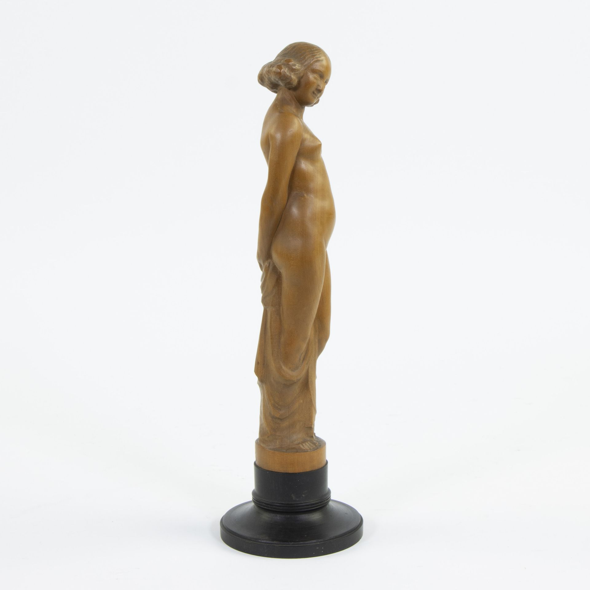 Geo VERBANCK (1881-1961), houten beeld, Jeune fille nue au voile, getekend - Bild 5 aus 6