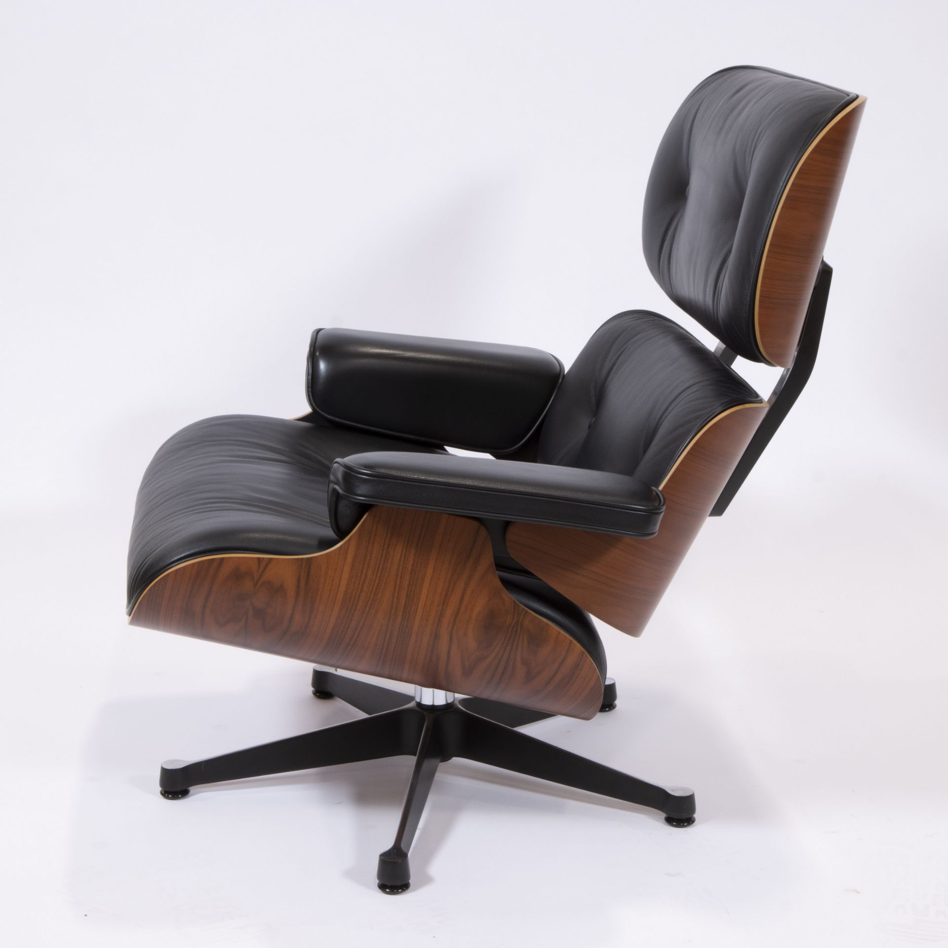 Original Charles Eames lounge chair and footstool for Vitra, marked - Image 5 of 7