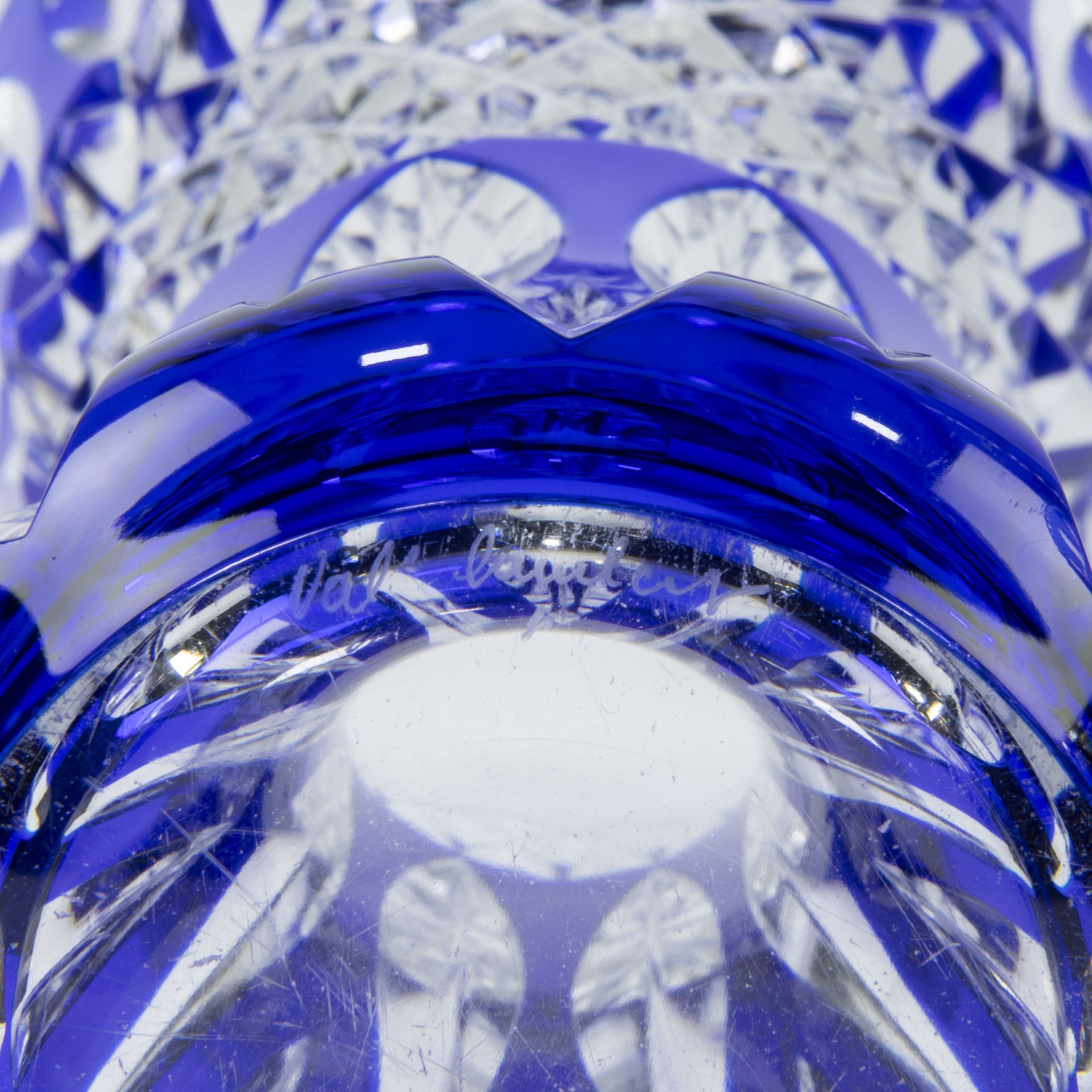 Val Saint Lambert 2 clear and blue cut crystal vases, one signed - Image 5 of 5