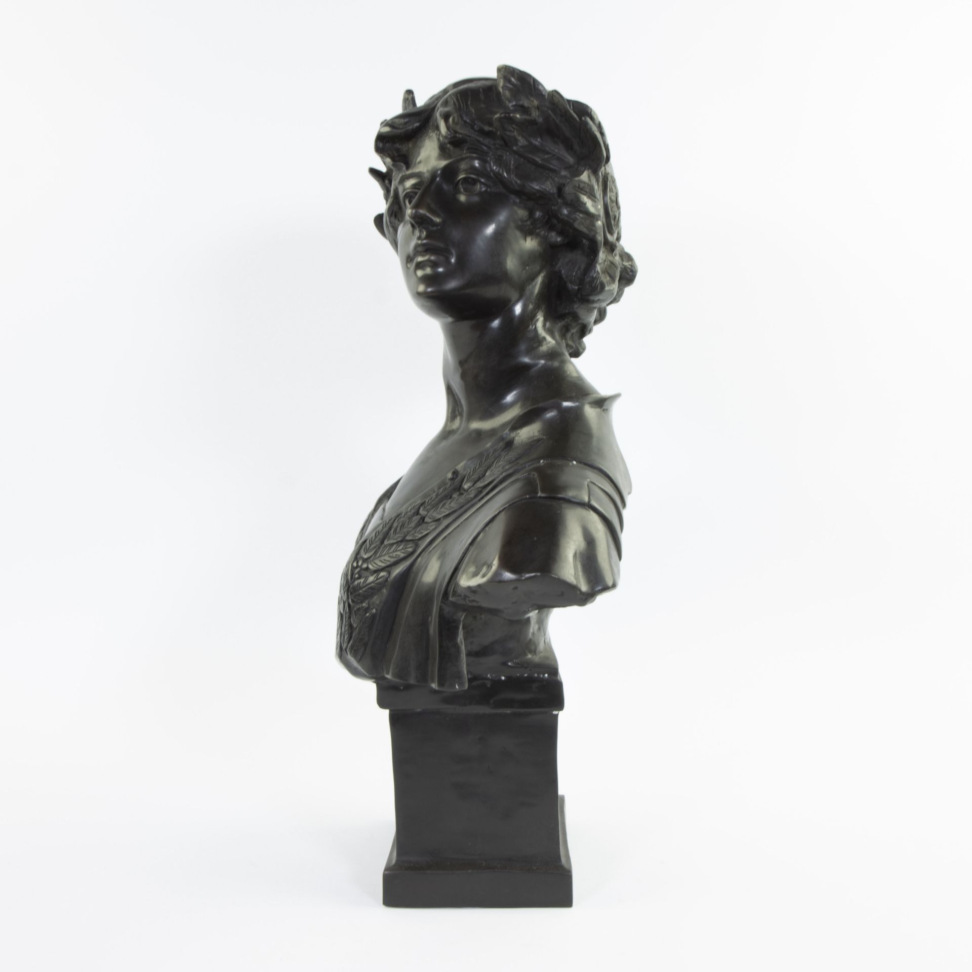 Bronze bust of the sweet-souled Sappho, signed - Image 3 of 6