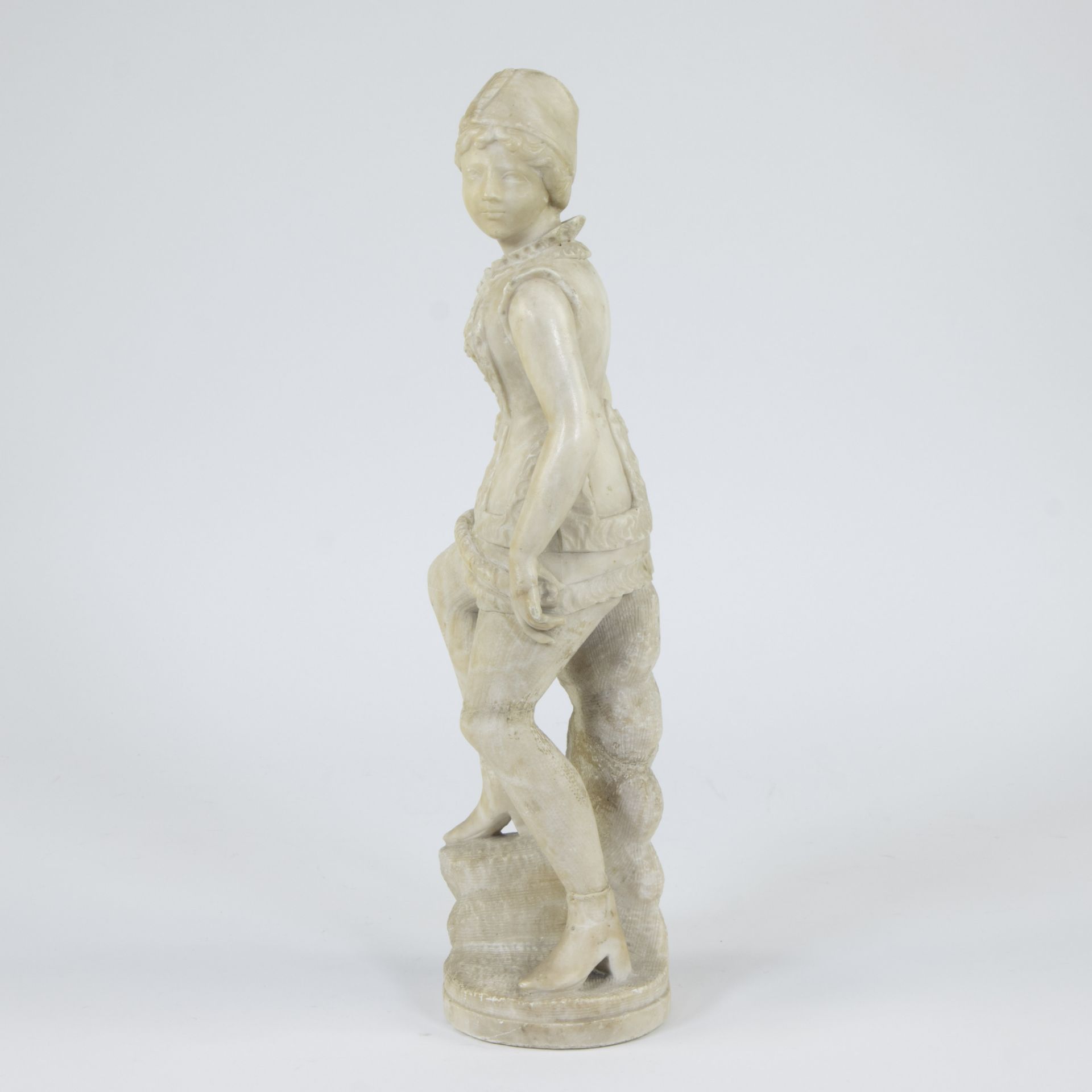 Alabaster statue of a Venetian girl - Bild 2 aus 4