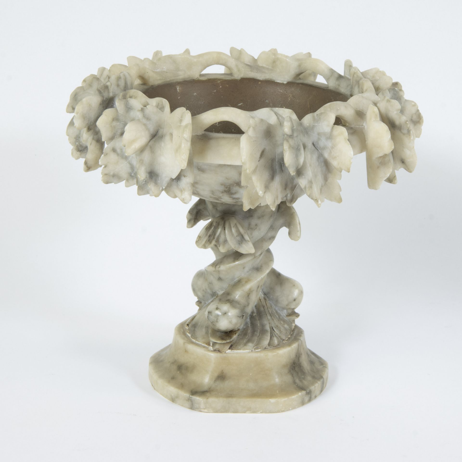 Lot of varia, alabaster garden vase, lot of glove pegs and wooden boxes - Image 2 of 2